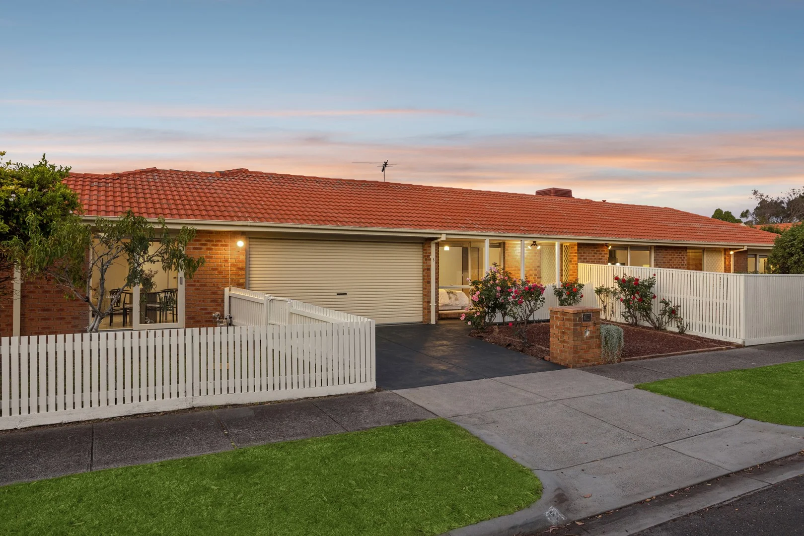 5 Branagan Drive (1/13)