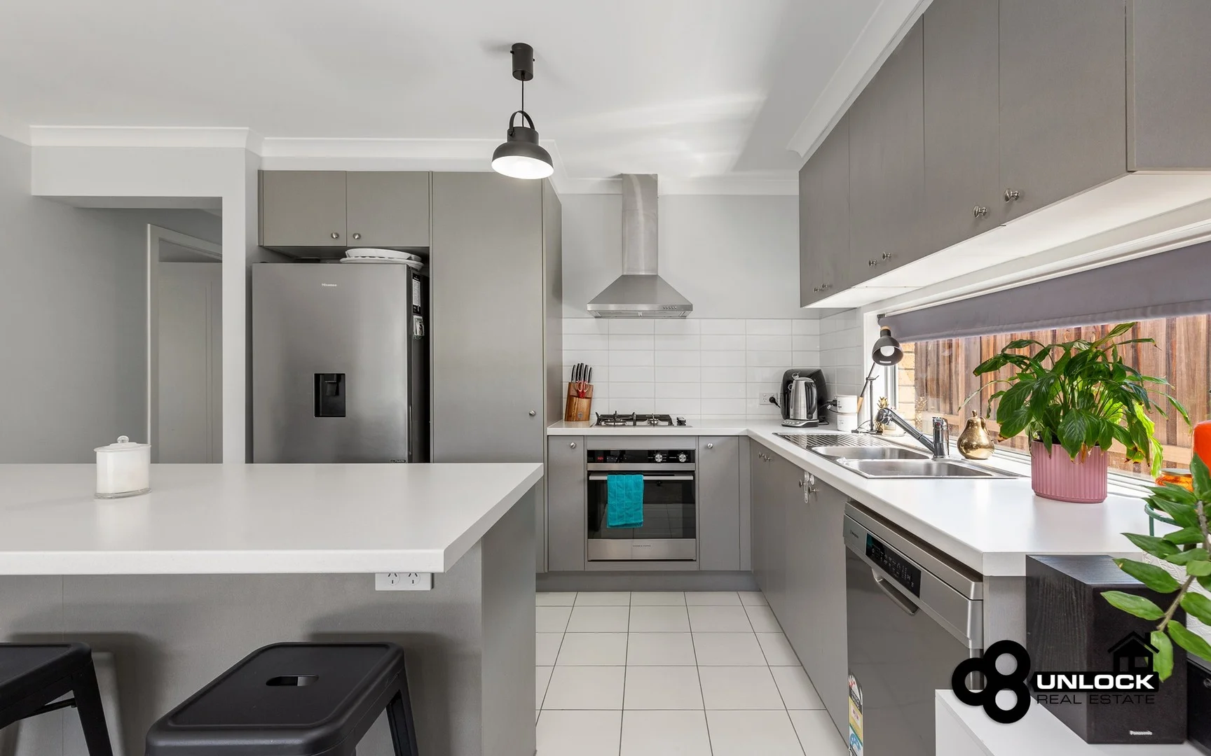 5 Cascade Way (1/15)