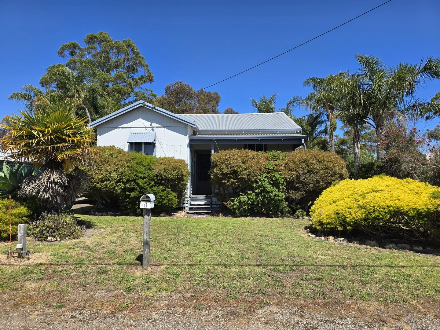 5 Eaton Avenue (1/1)