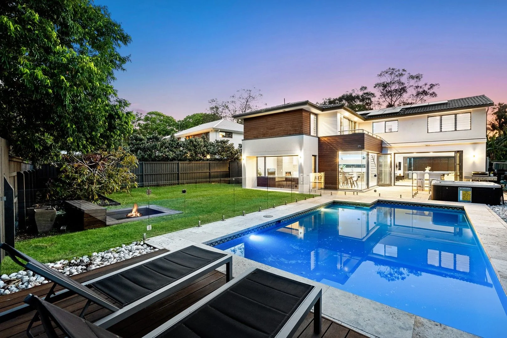 5 Holloway Place (1/9)