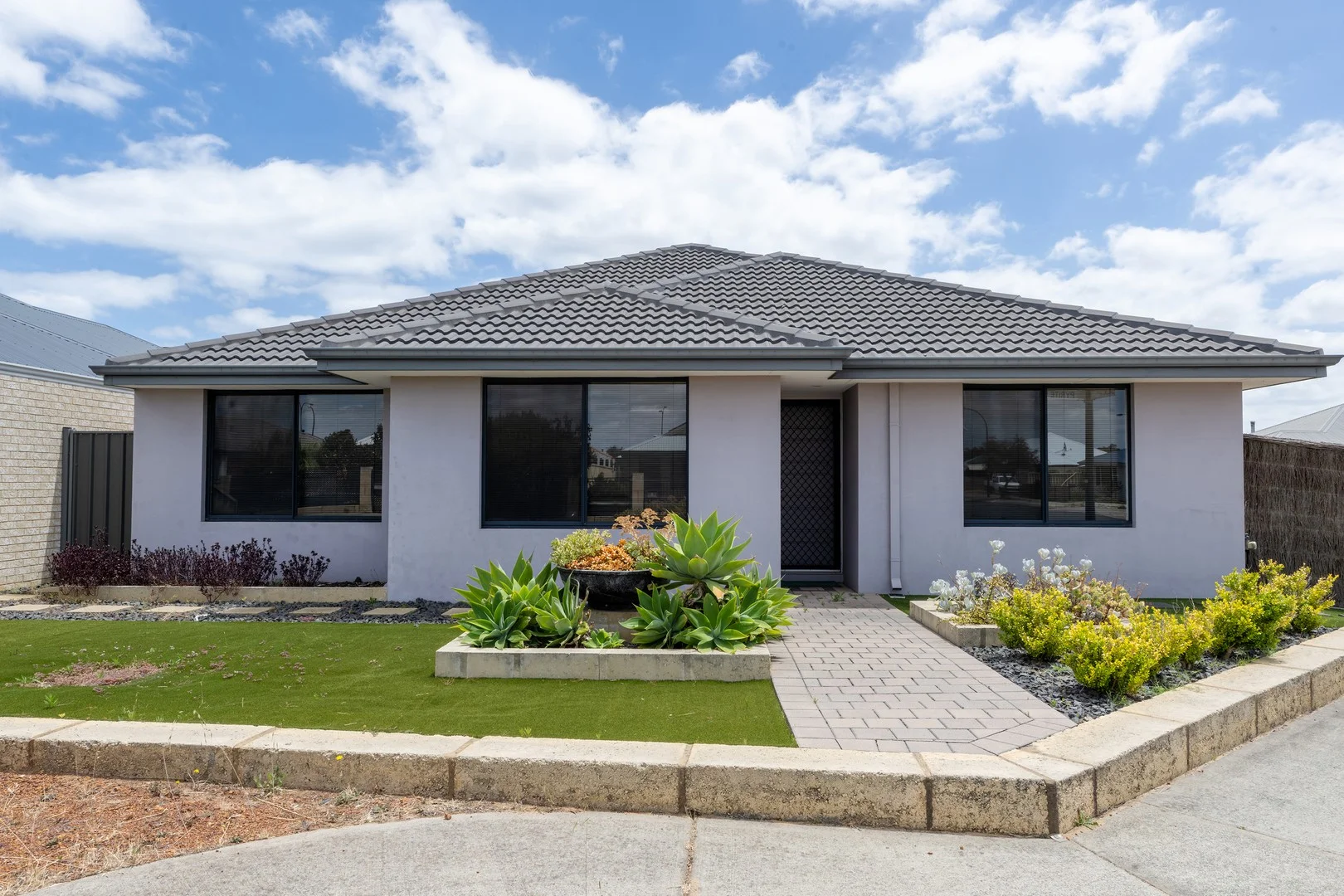5 Jacinth Road (1/17)