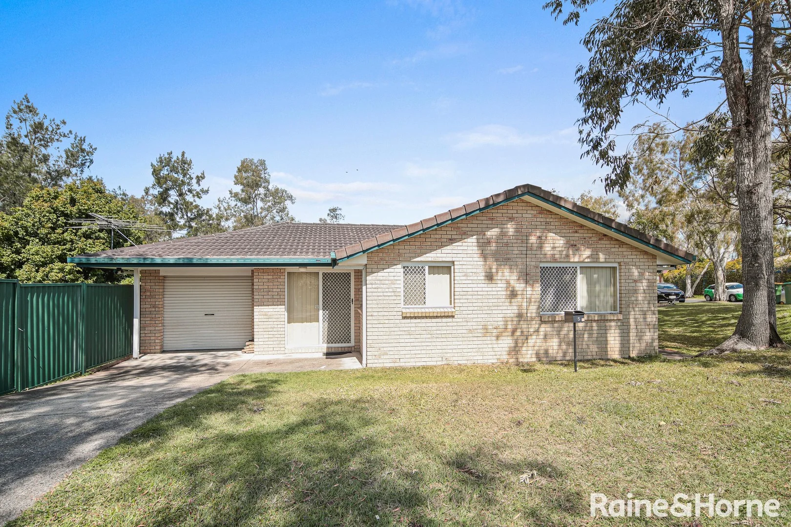 5 Olivine Place (1/1)