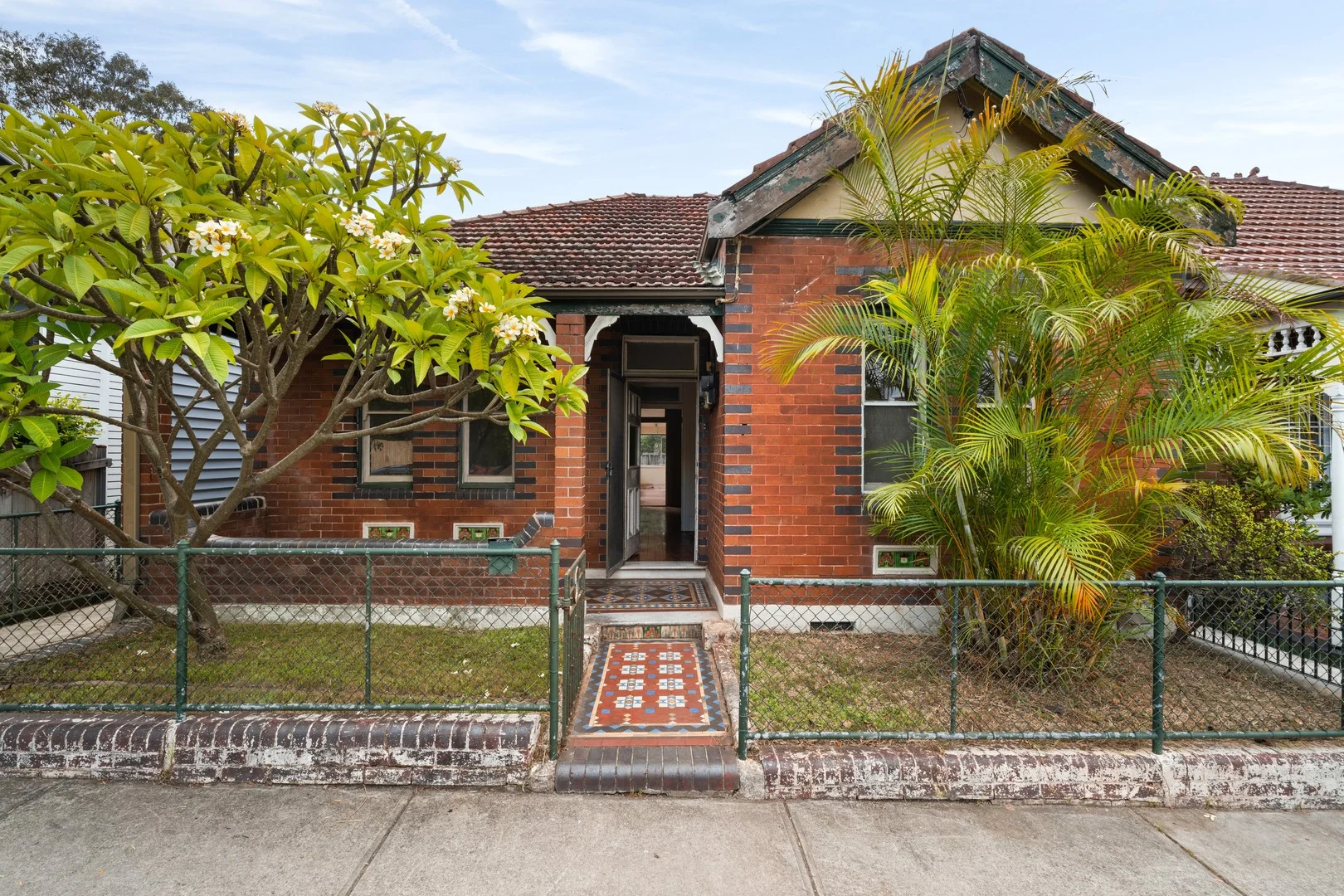 5 Paling Street (1/17)