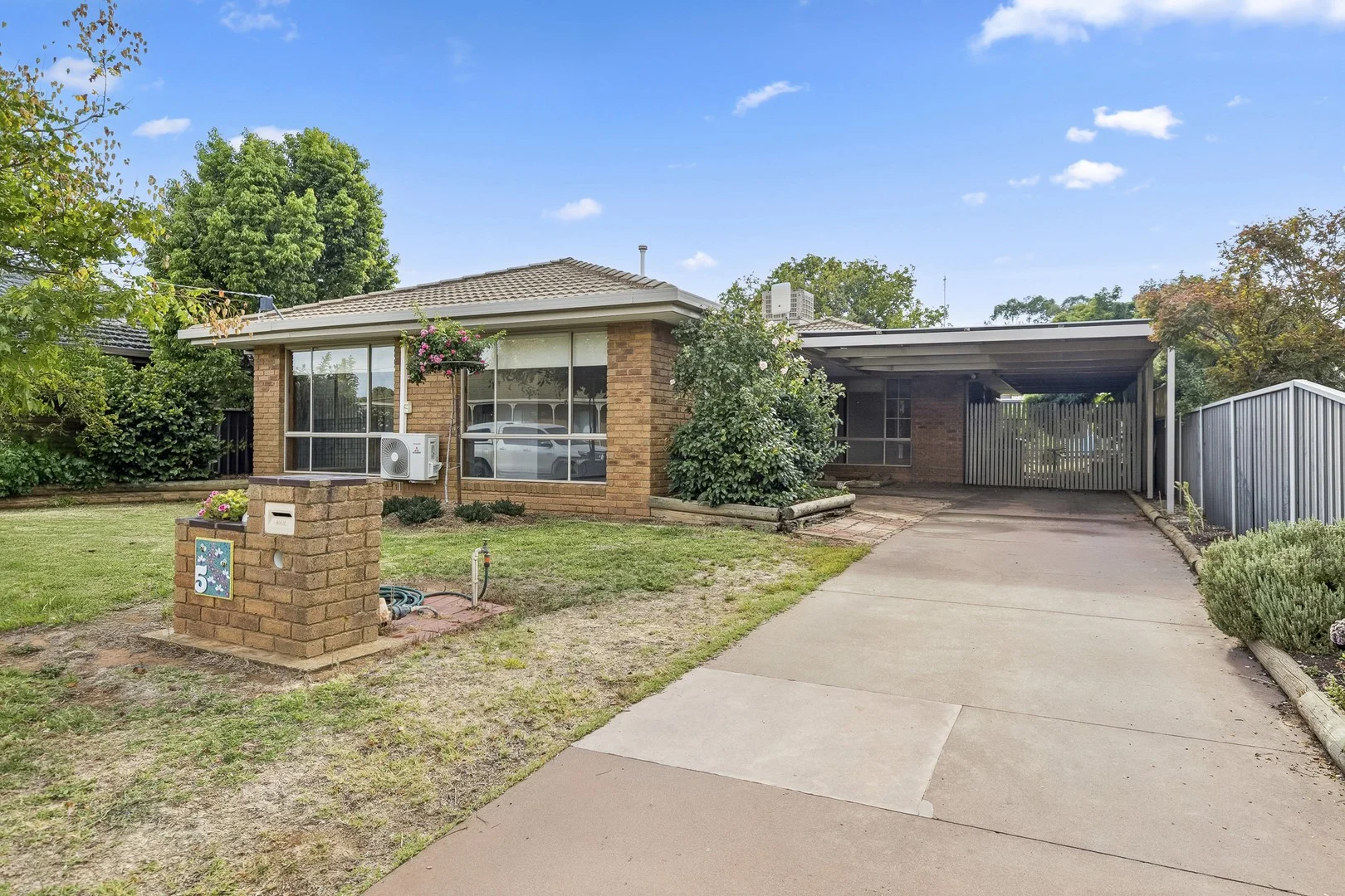5 Skilton Avenue (1/20)