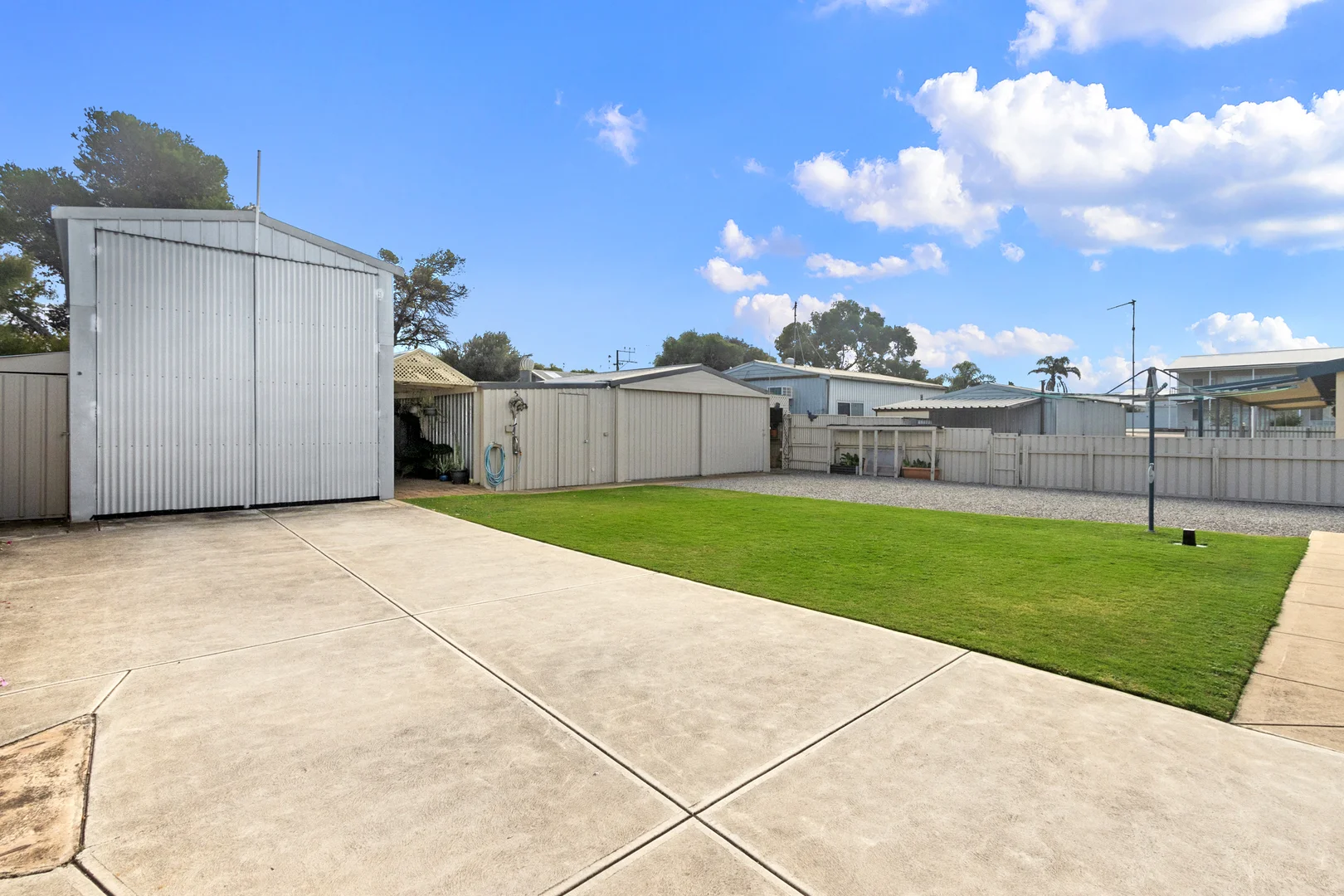 5 Spencer Street - Image 5