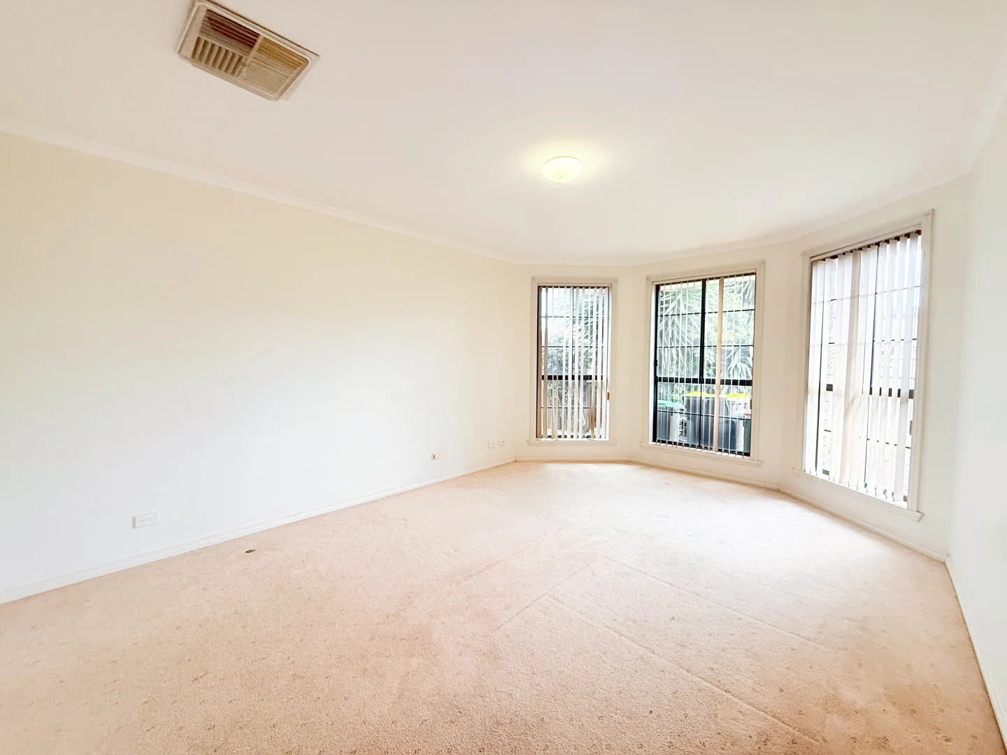 5 Stamford Court - Image 3