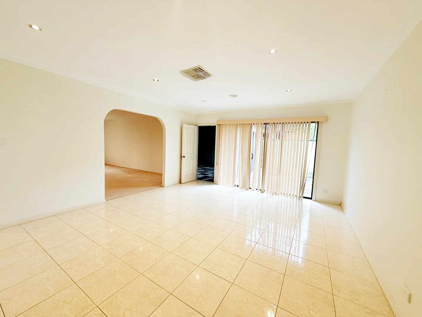 5 Stamford Court - Image 4