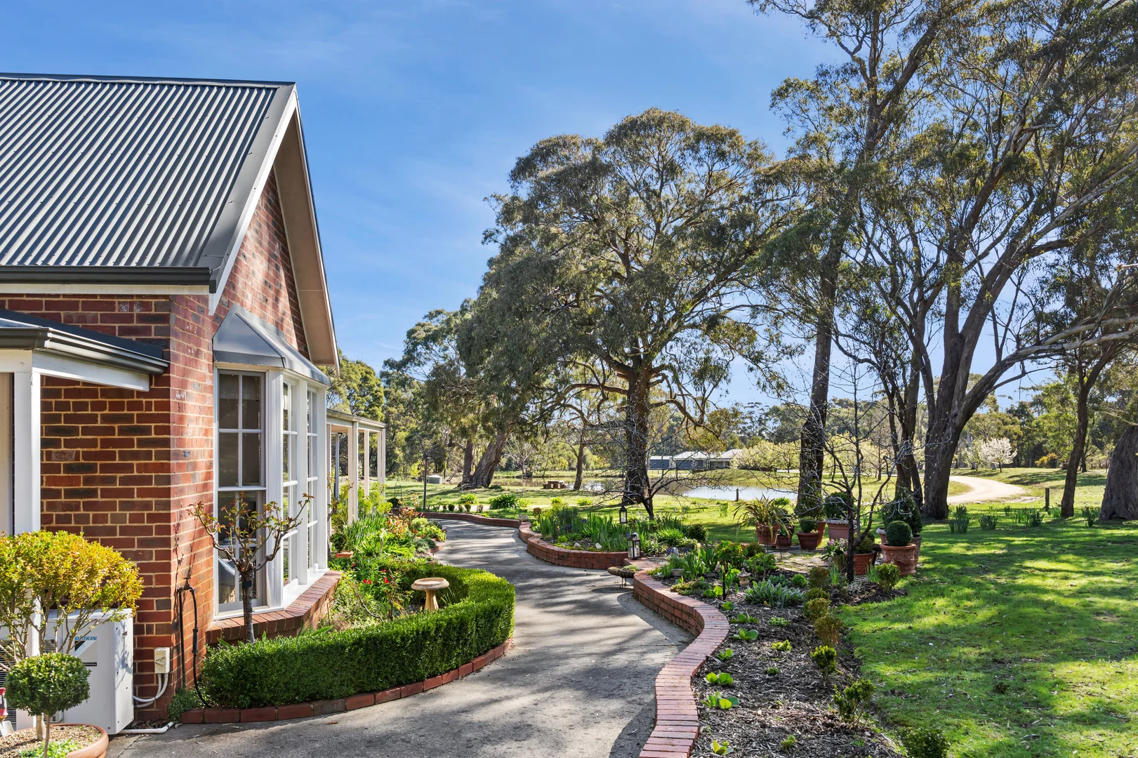 5 Strawhorn Court - Image 2