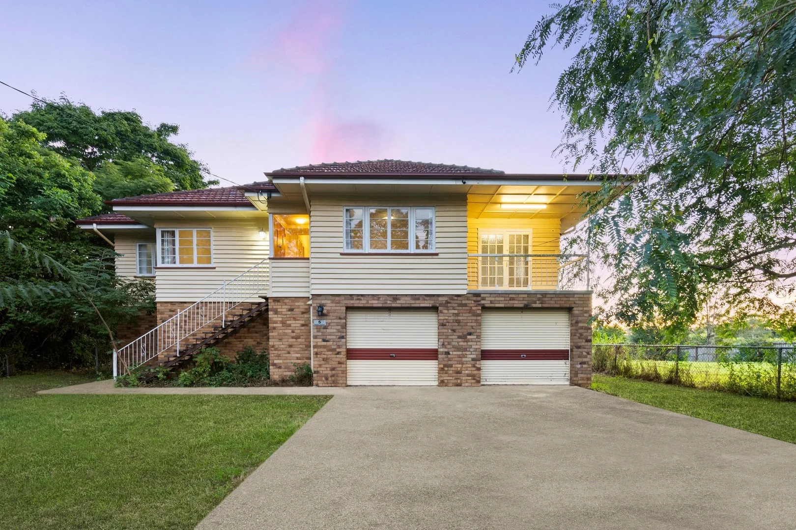 5 Sunbury Street (1/23)