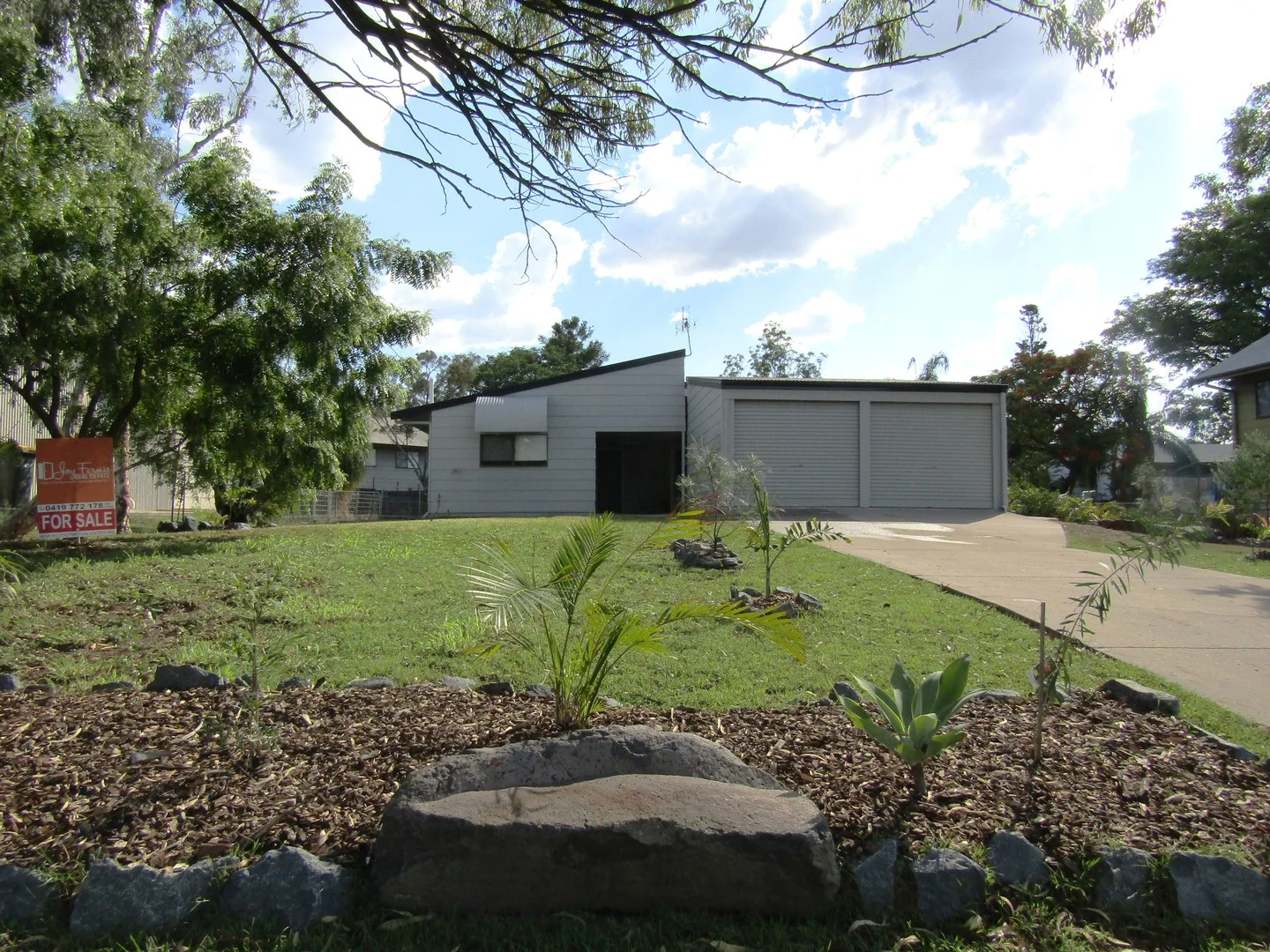 5 Walsh Avenue (1/27)