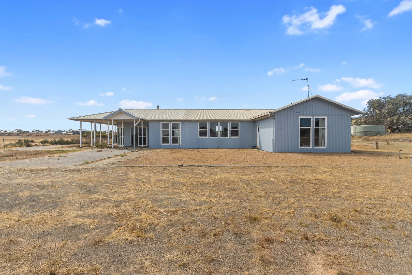 50 Coast Road - Image 1