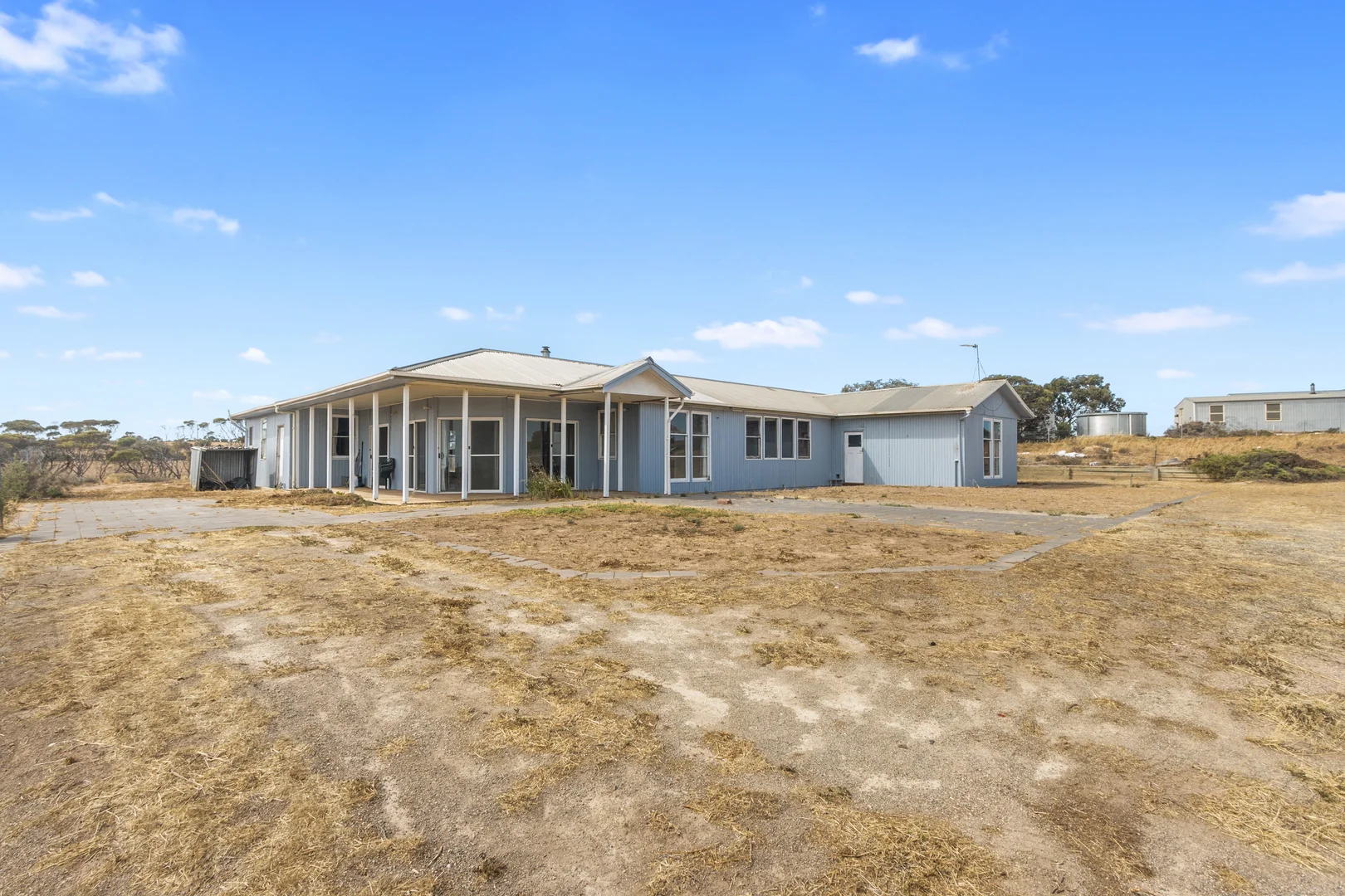 50 Coast Road - Image 2