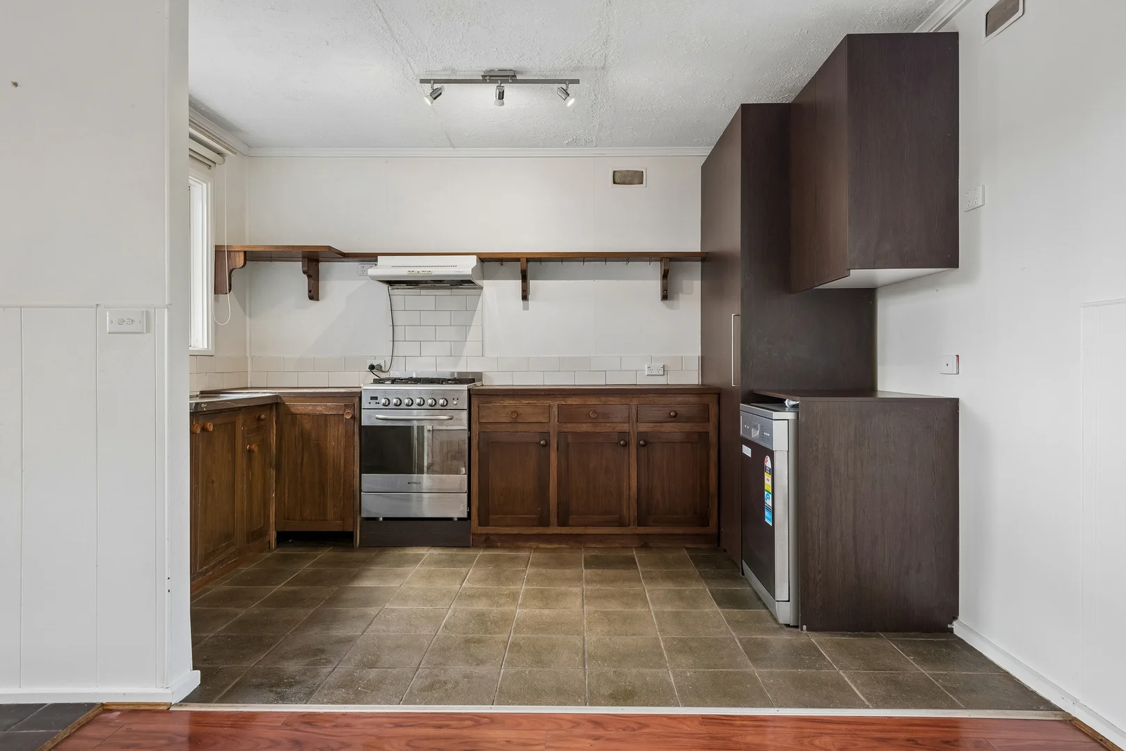 50 East Street - Image 2