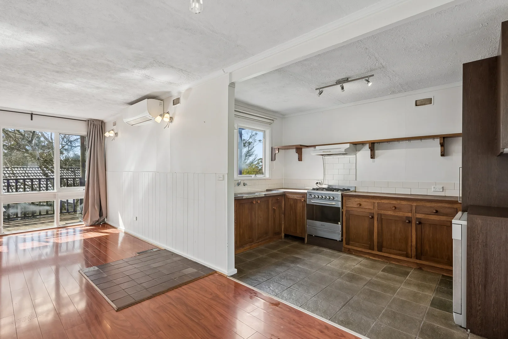 50 East Street - Image 3