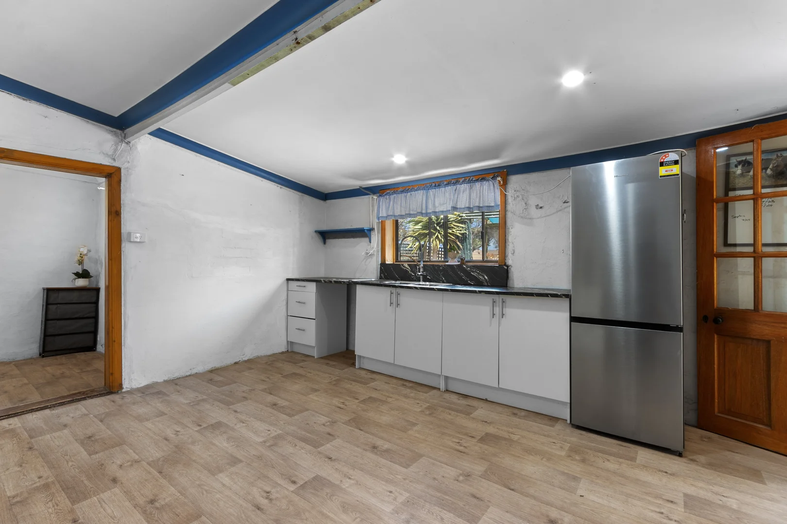 50 Shepherdson Road - Image 4
