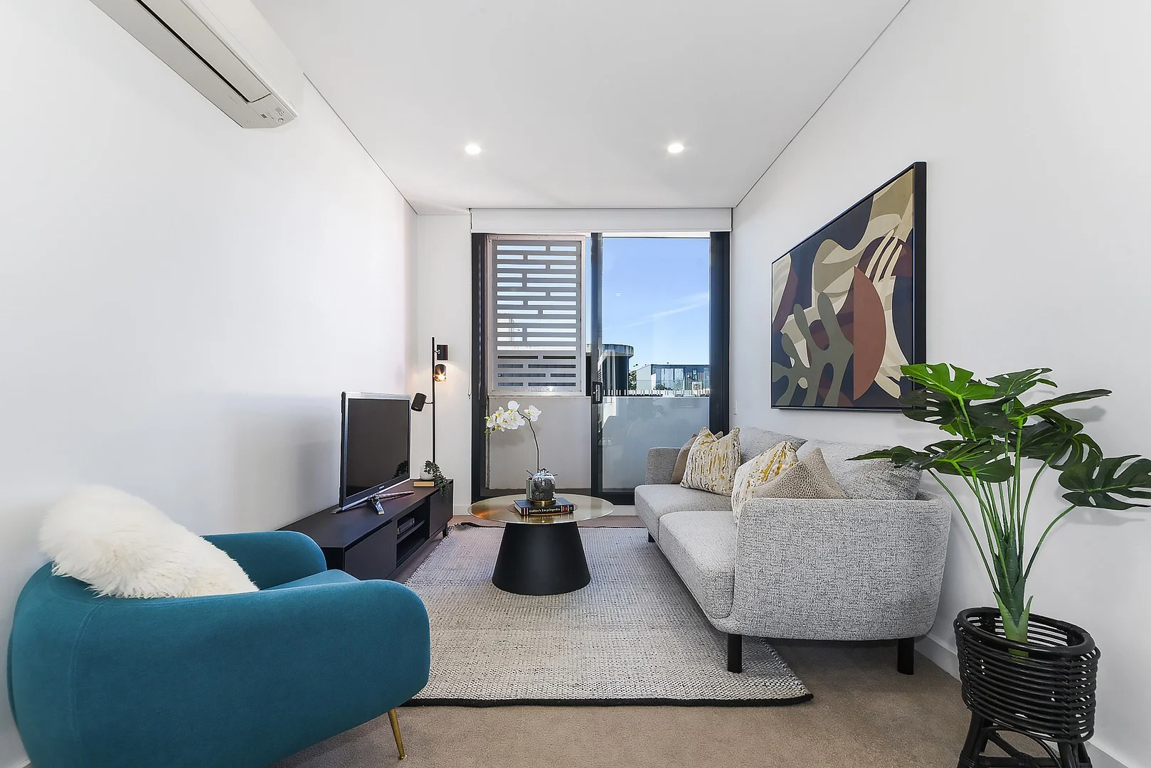 501/14 McGill St (1/17)