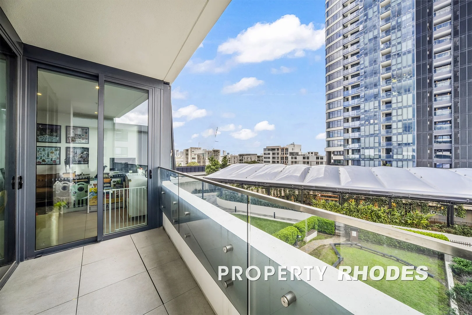 502/8 Walker Street (1/1)