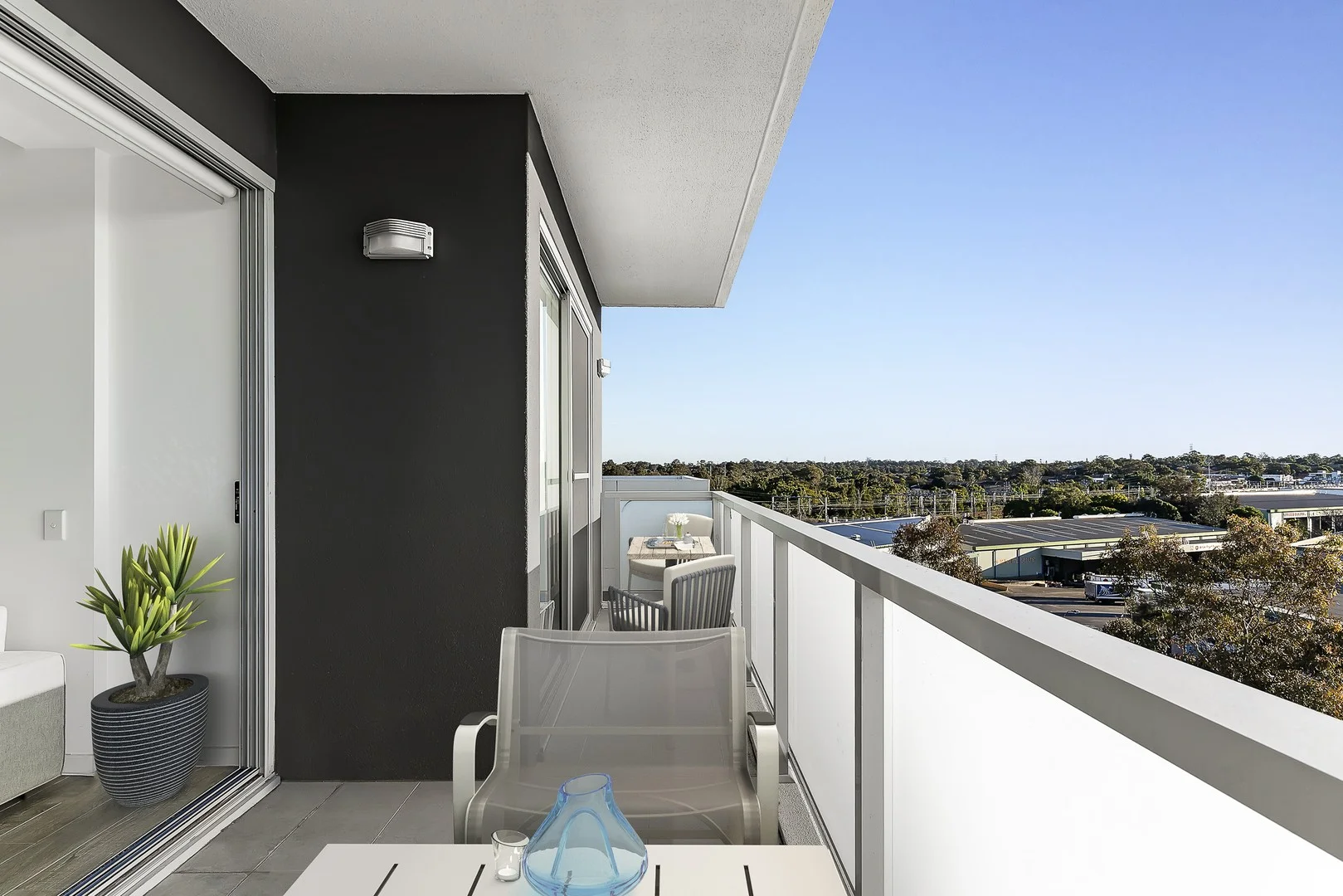 503/31-35 Smallwood Avenue (1/8)