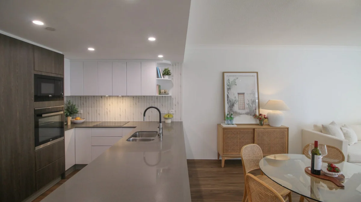 503/3422 Surfers Paradise Boulevard (1/14)
