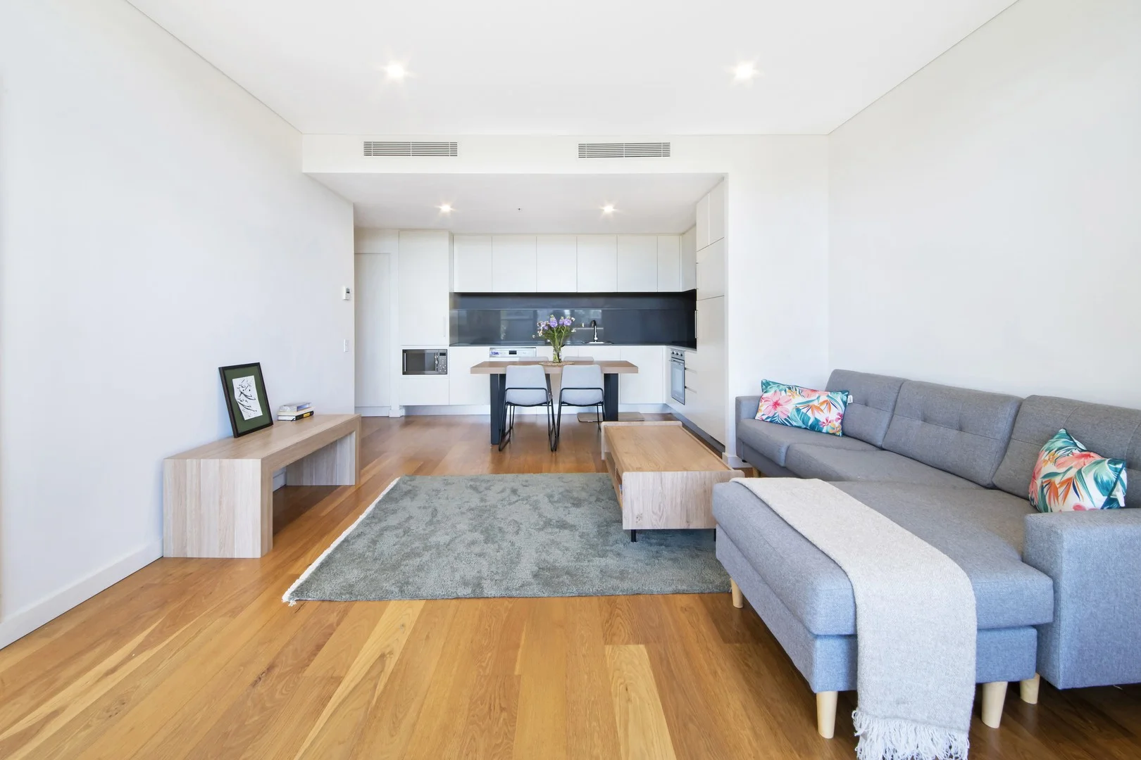 503/6 Mooltan Avenue (1/9)