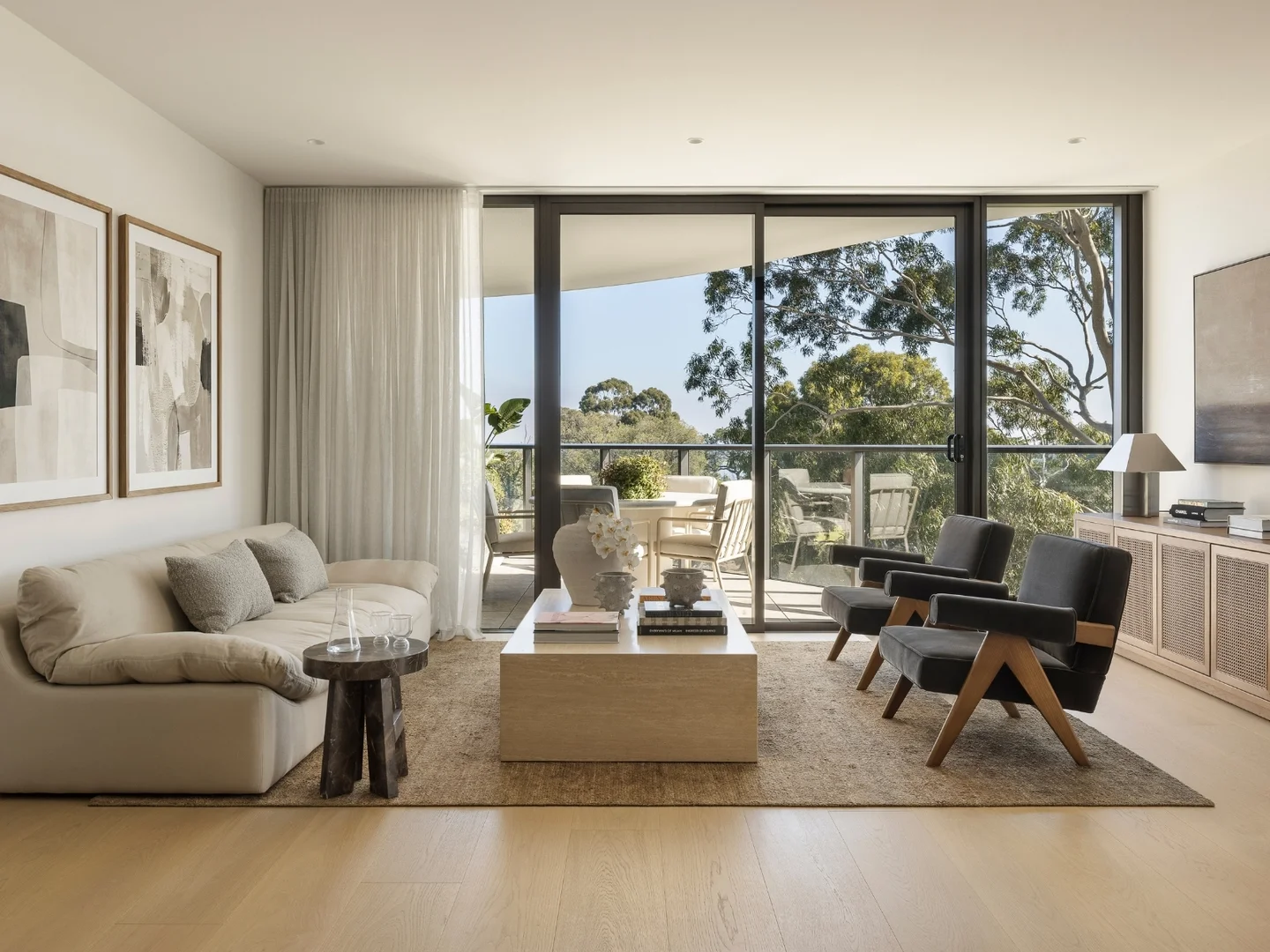 504/31 Queens Lane - Image 3