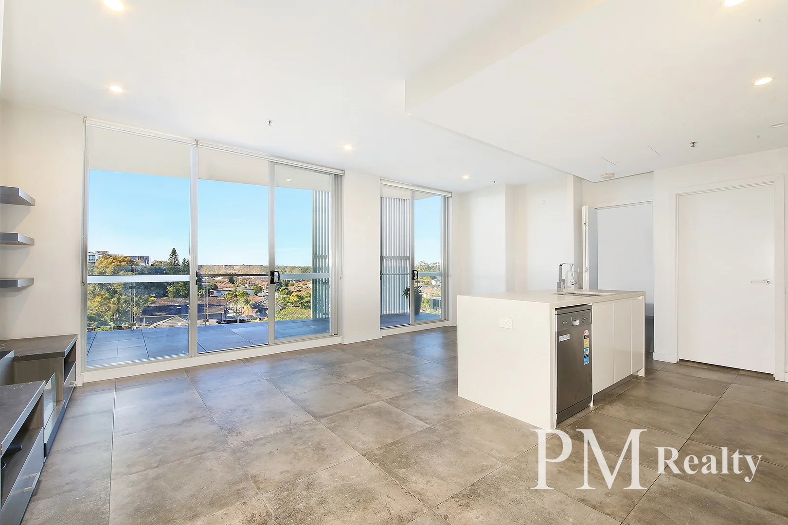 505/103-105 O'Riordan St (1/9)