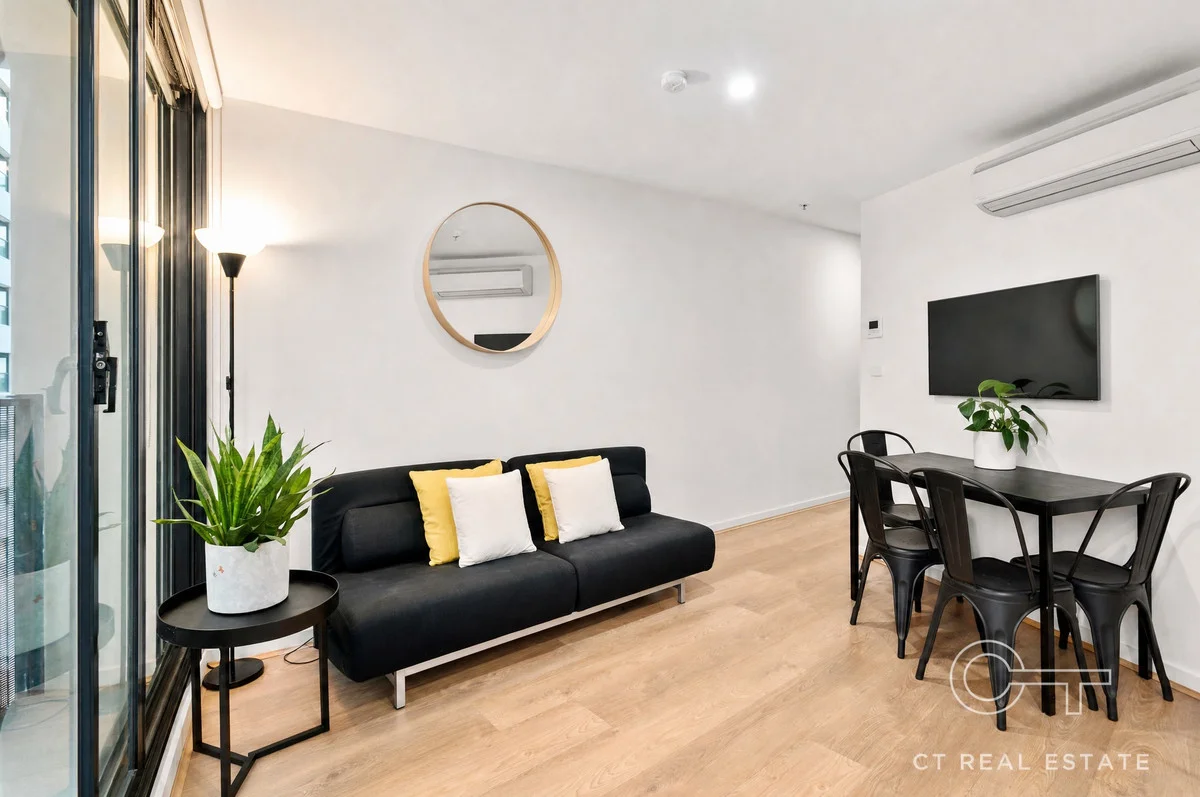 508/243 Franklin Street - Image 2