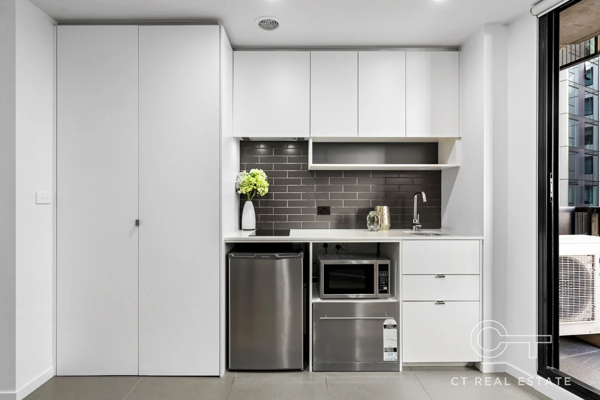 508/243 Franklin Street - Image 4