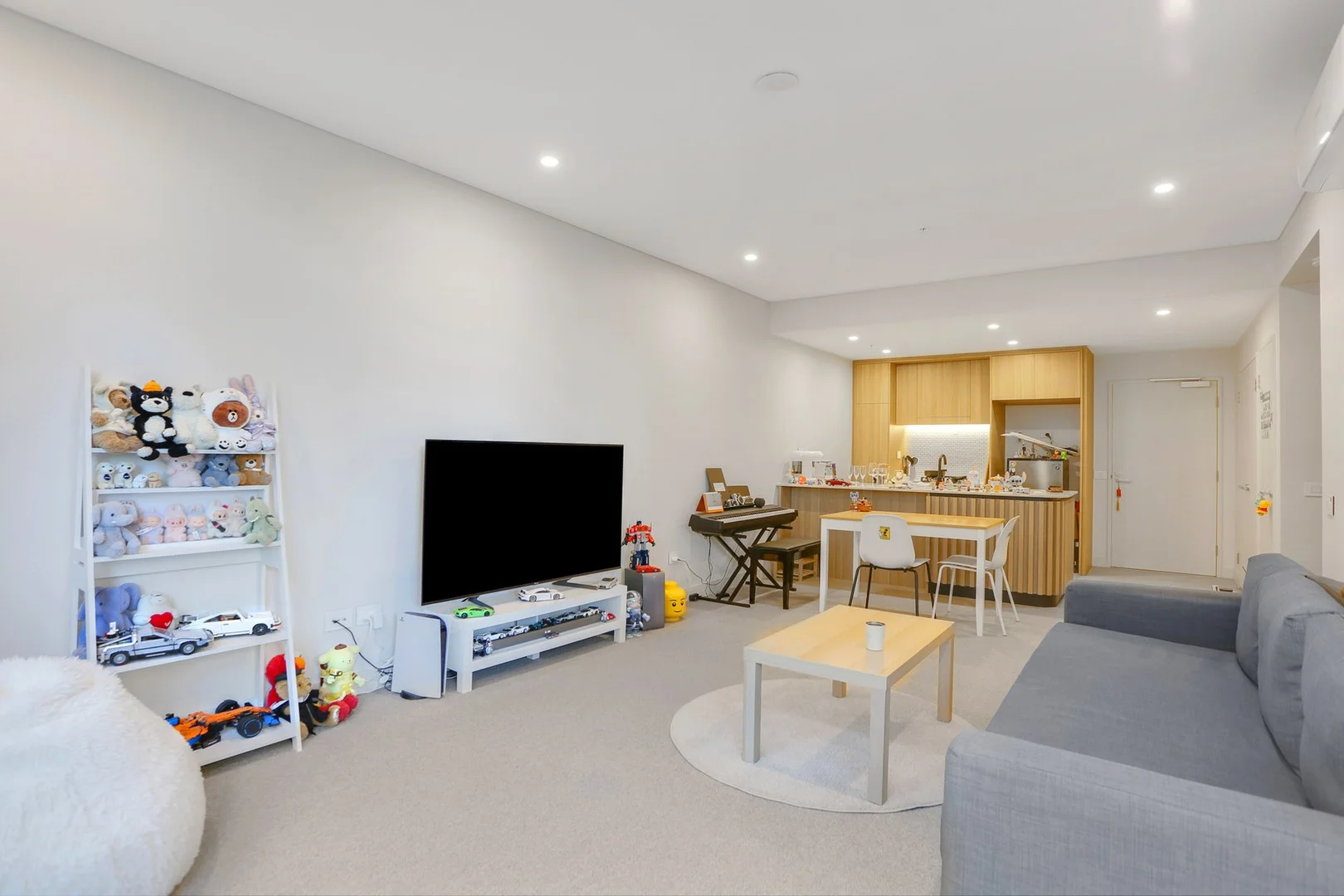 509/16 Hill Road (1/9)
