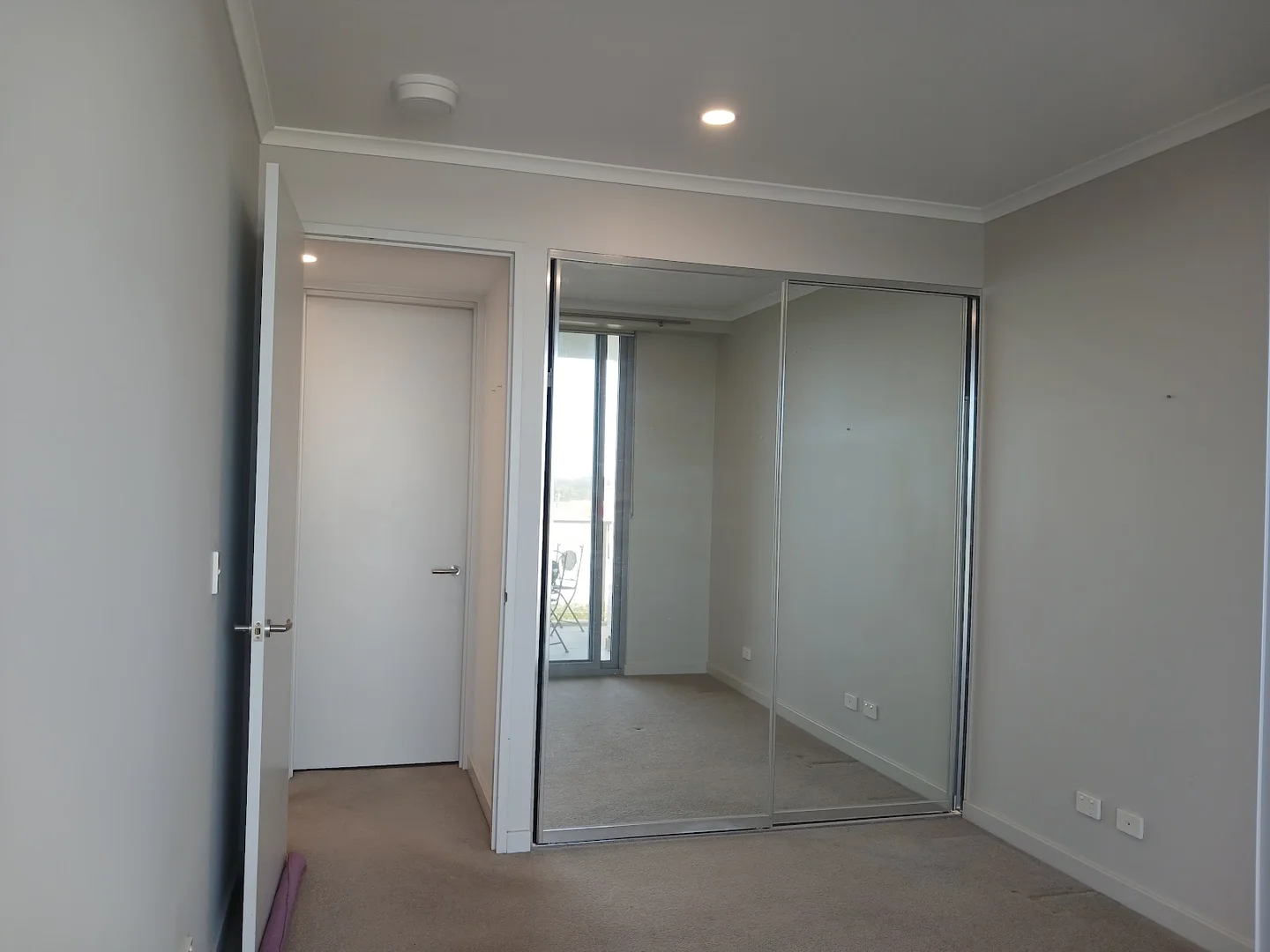 51/24 Flinders Lane - Image 4