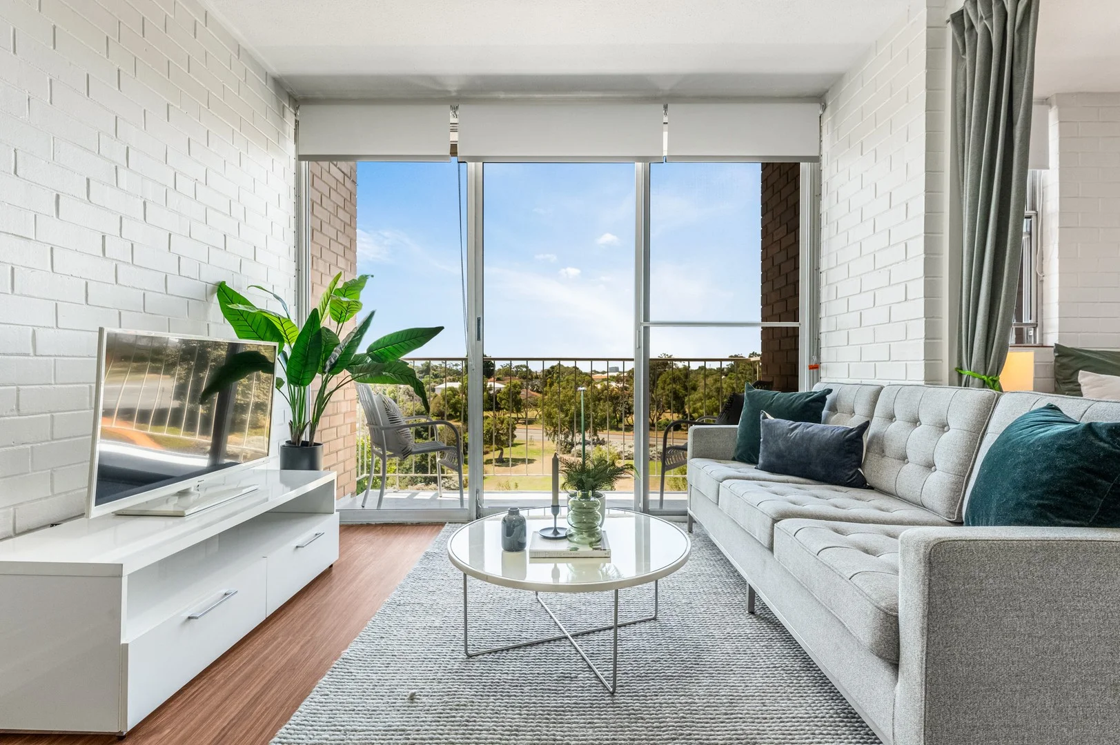 51/409 Cambridge Street (1/24)