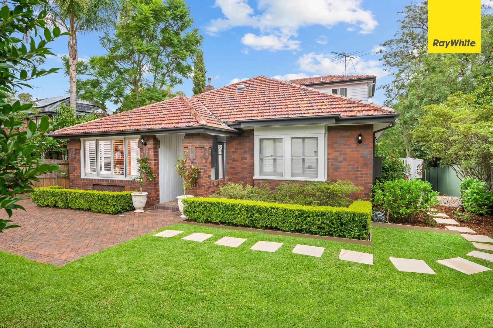 51 Epping Avenue (1/11)