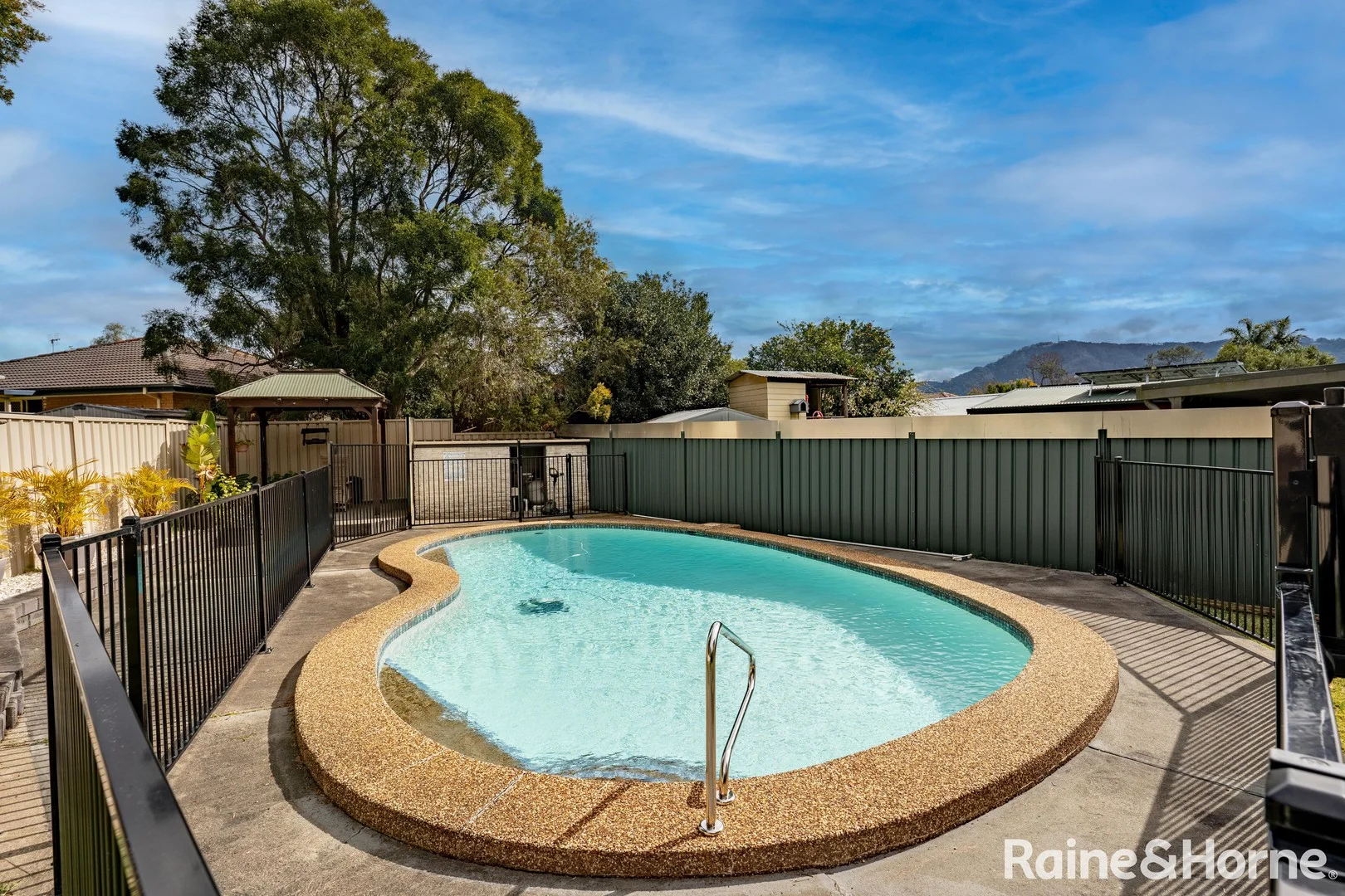 51 Meroo Road (1/18)