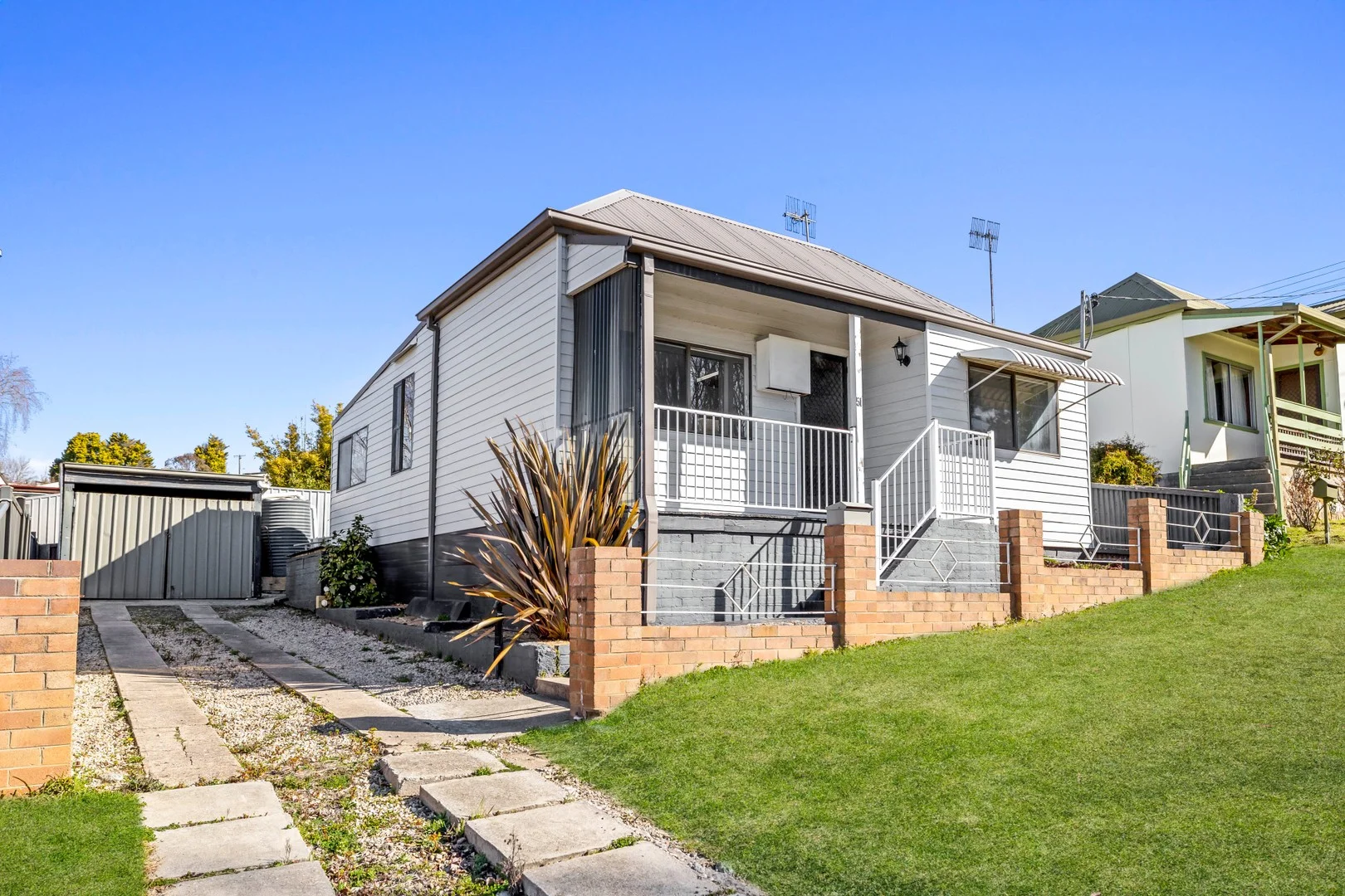 51 Villiers Street (1/14)