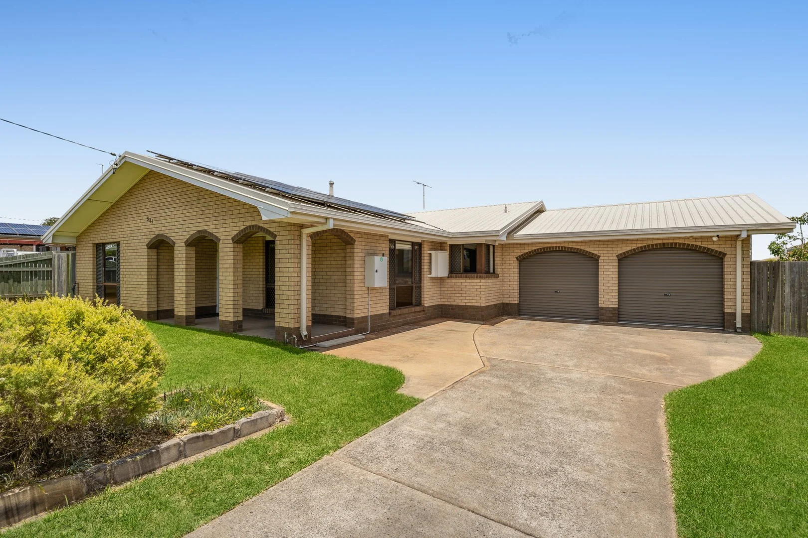 511 Greenwattle Street (1/1)