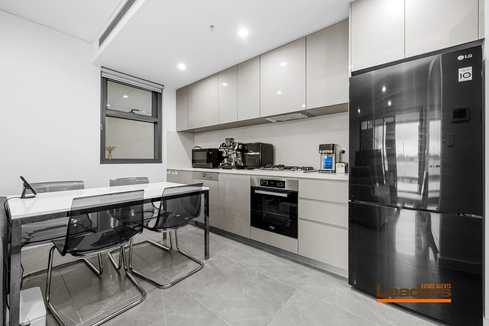 511A/101 Waterloo Road (1/1)