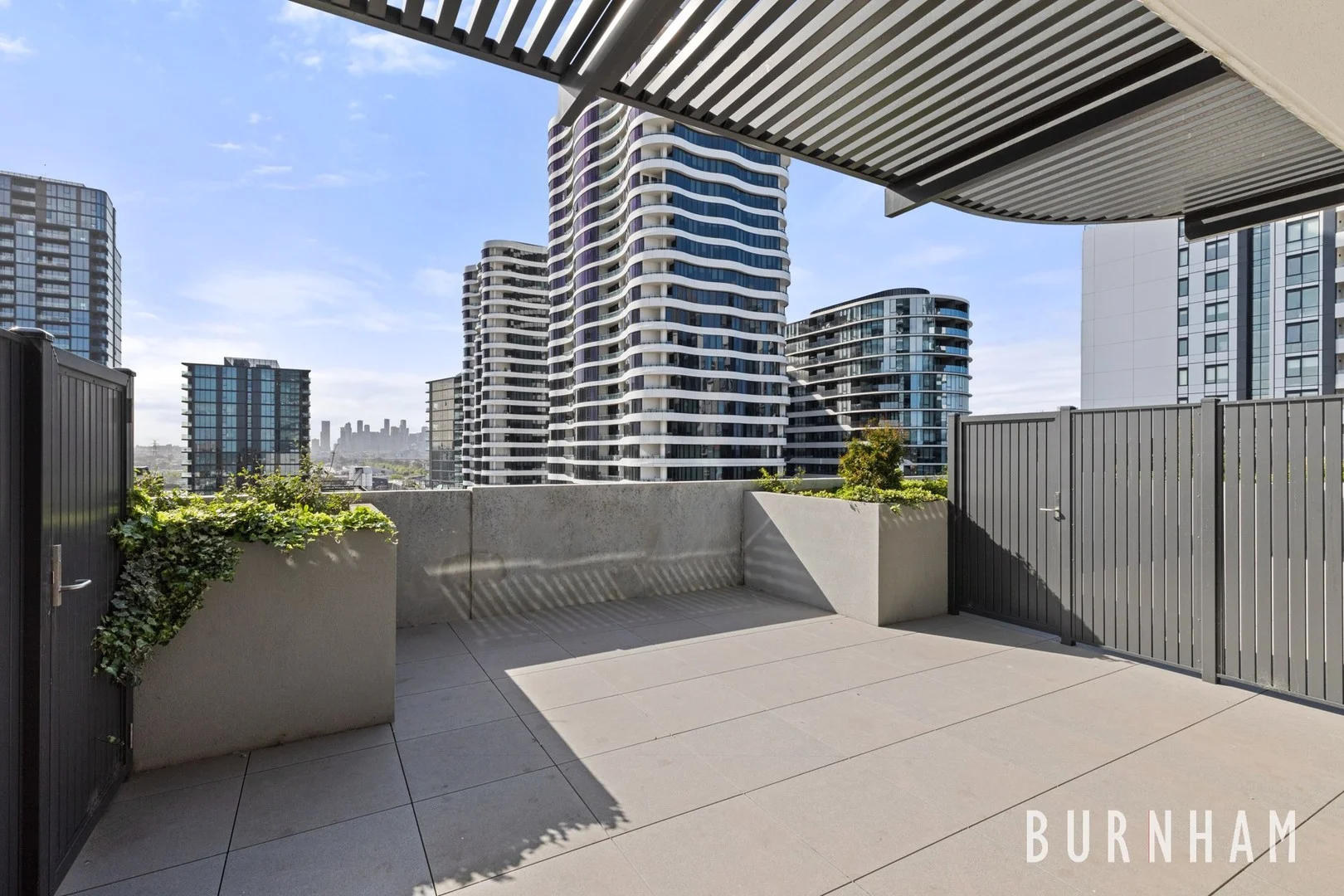 514/1 Warde Street (1/18)
