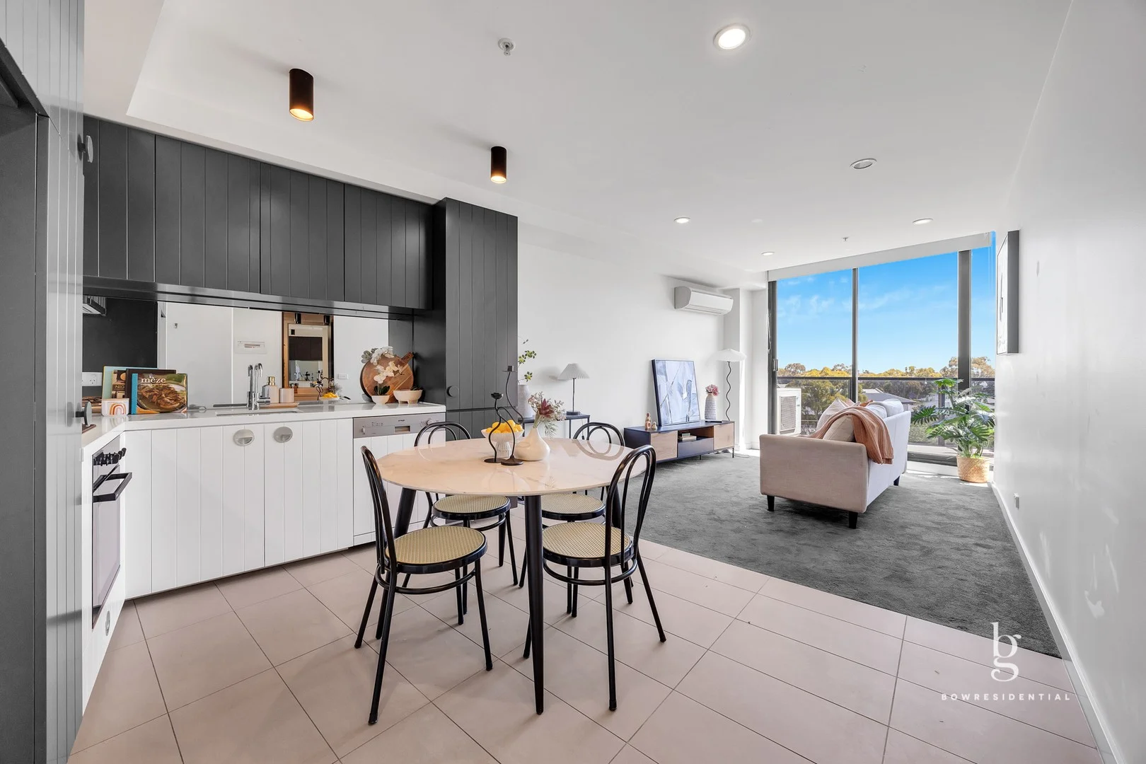 514/45 Edgewater Boulevard (1/9)