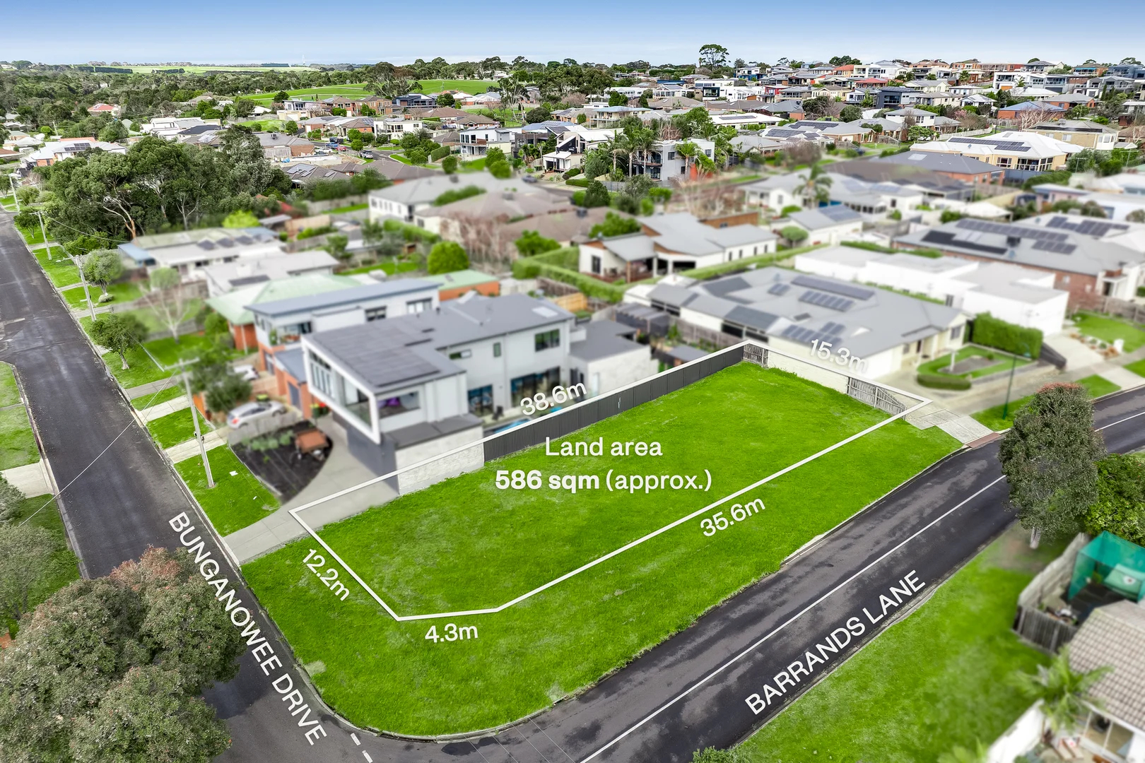 52 Bunganowee Drive - Image 2