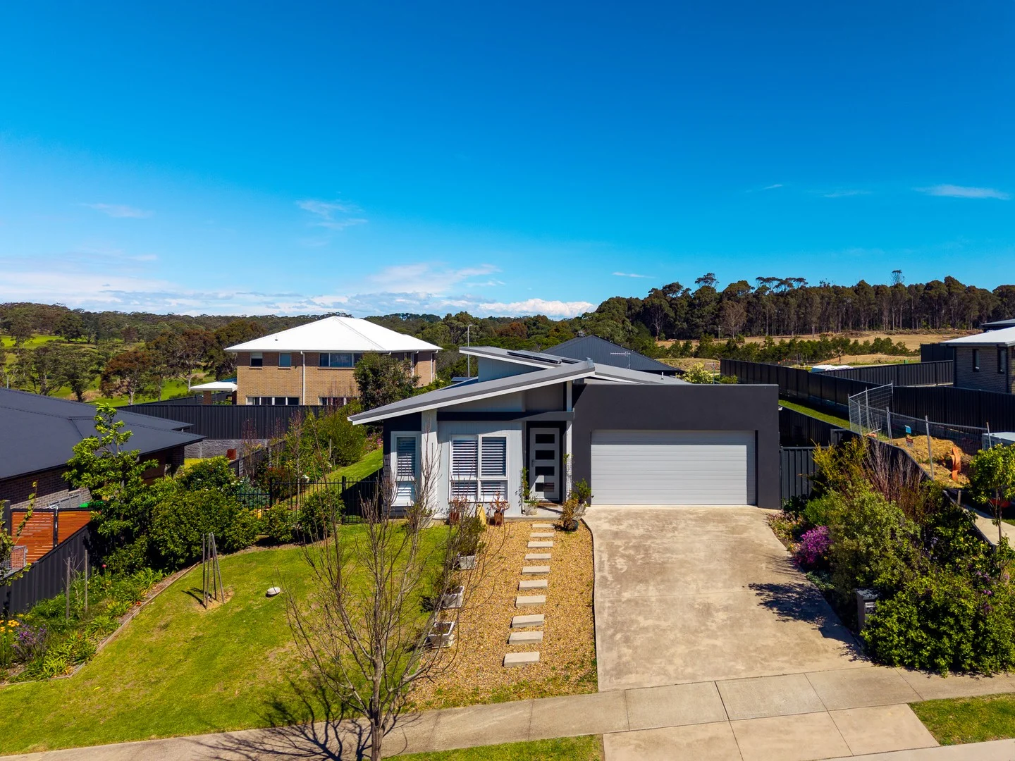 52 Parbery Avenue (1/17)
