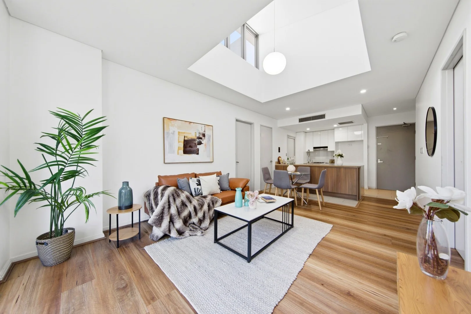 520/18 Epping Park Drive (1/14)