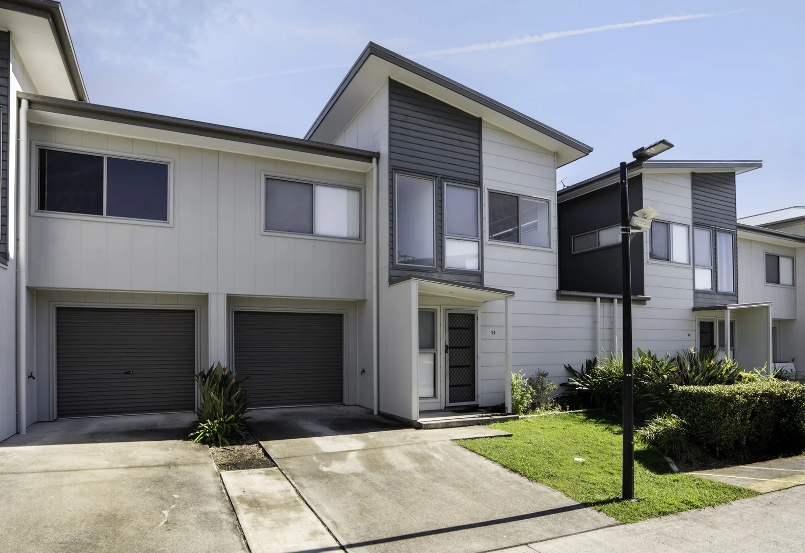 53/70 Willow Road (1/16)