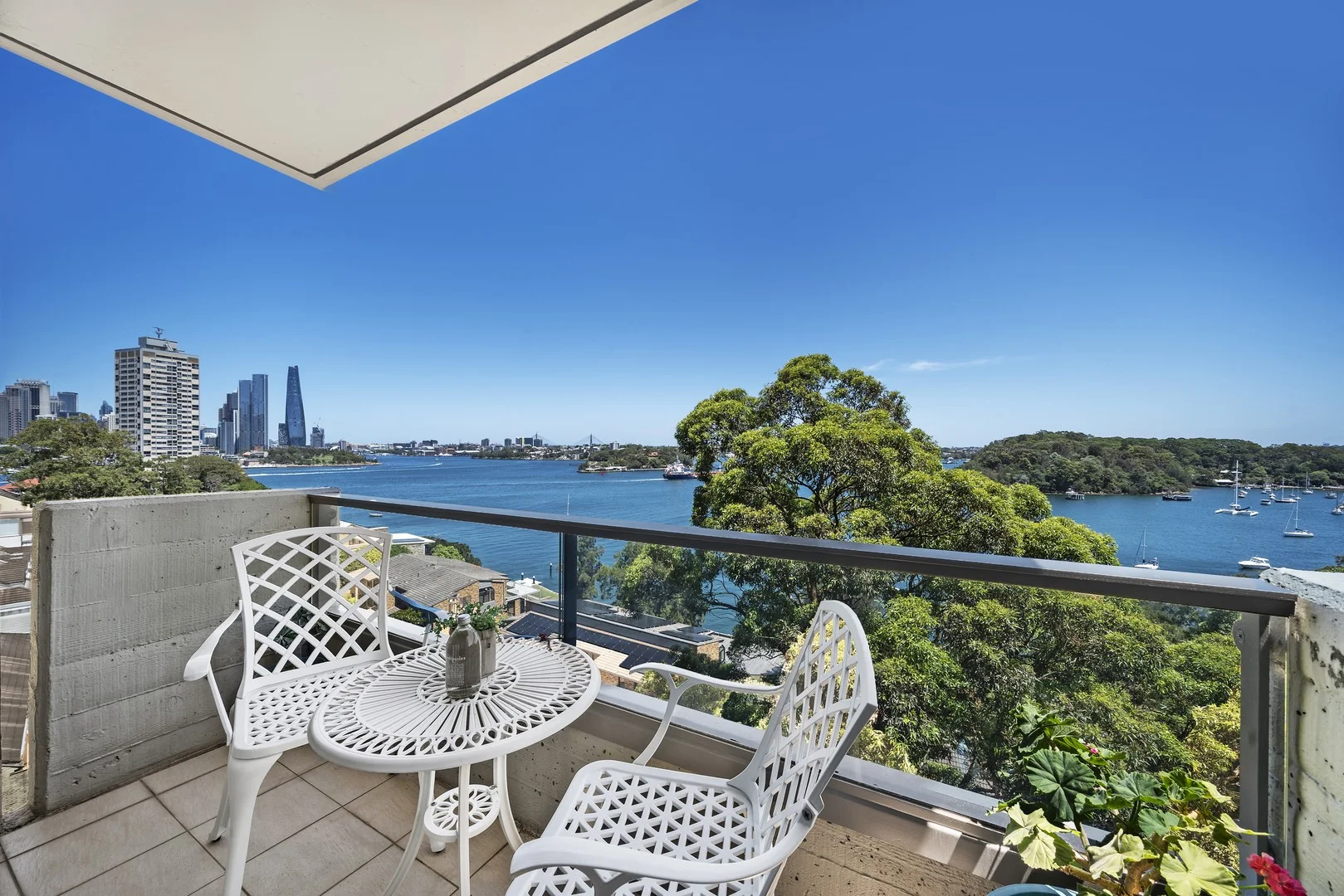 53/90 Blues Point Road (1/10)