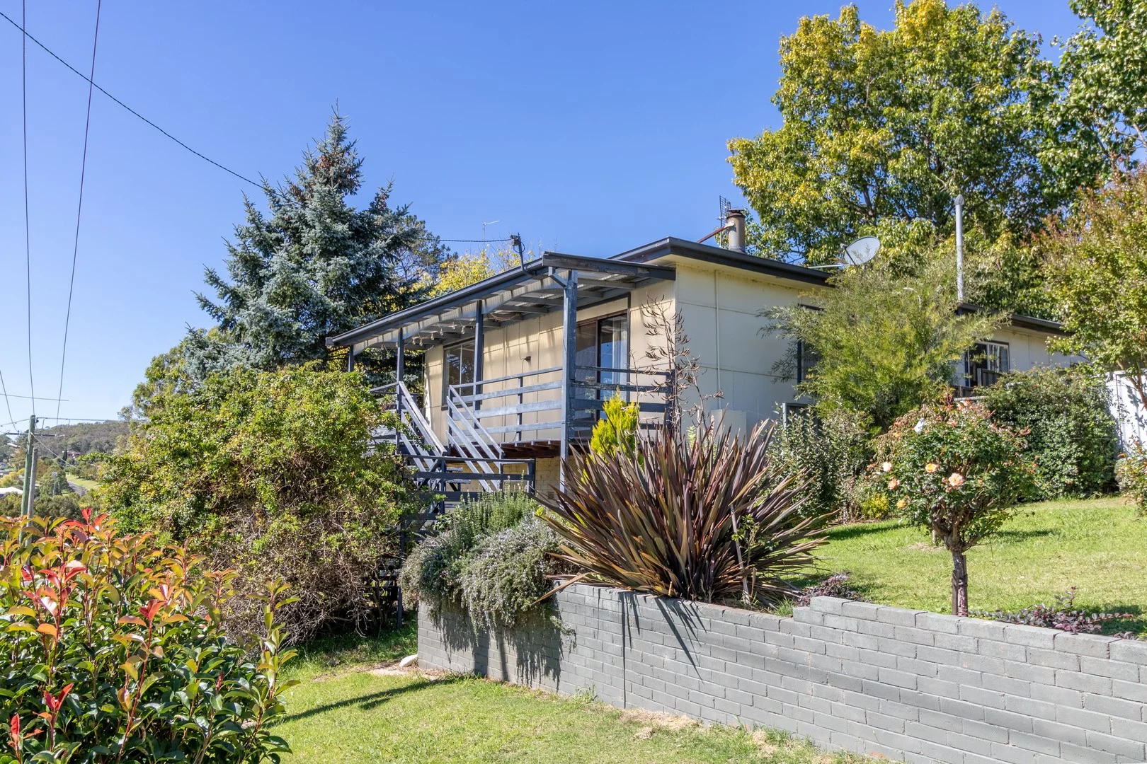 53W Memorial Avenue (1/12)