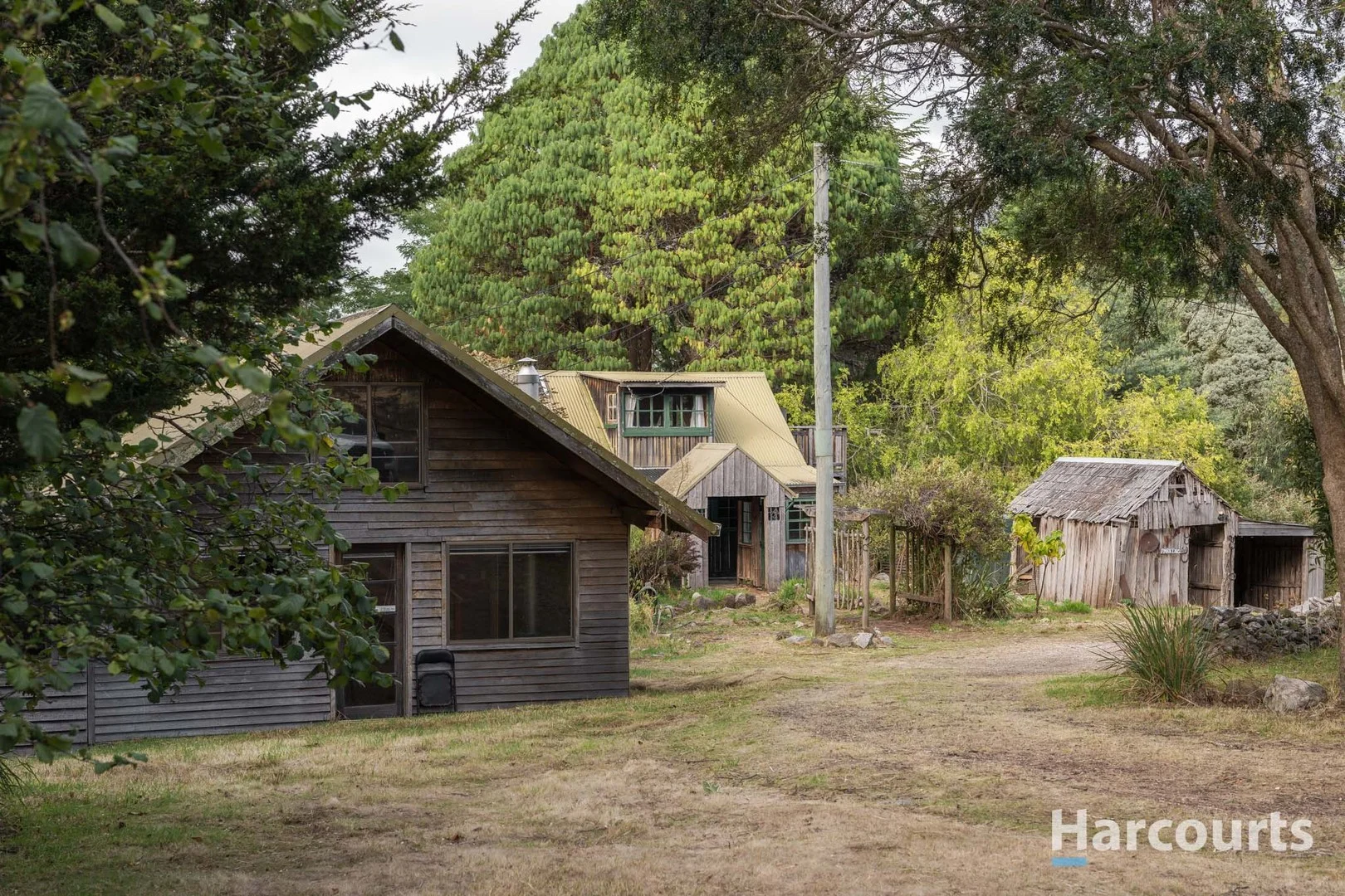 54 Chesneys Road (1/3)