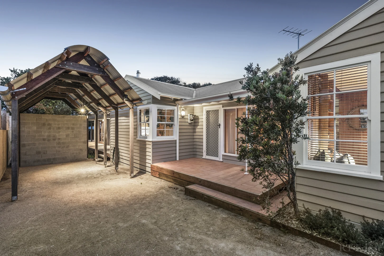 54 Glaneuse Road - Image 3