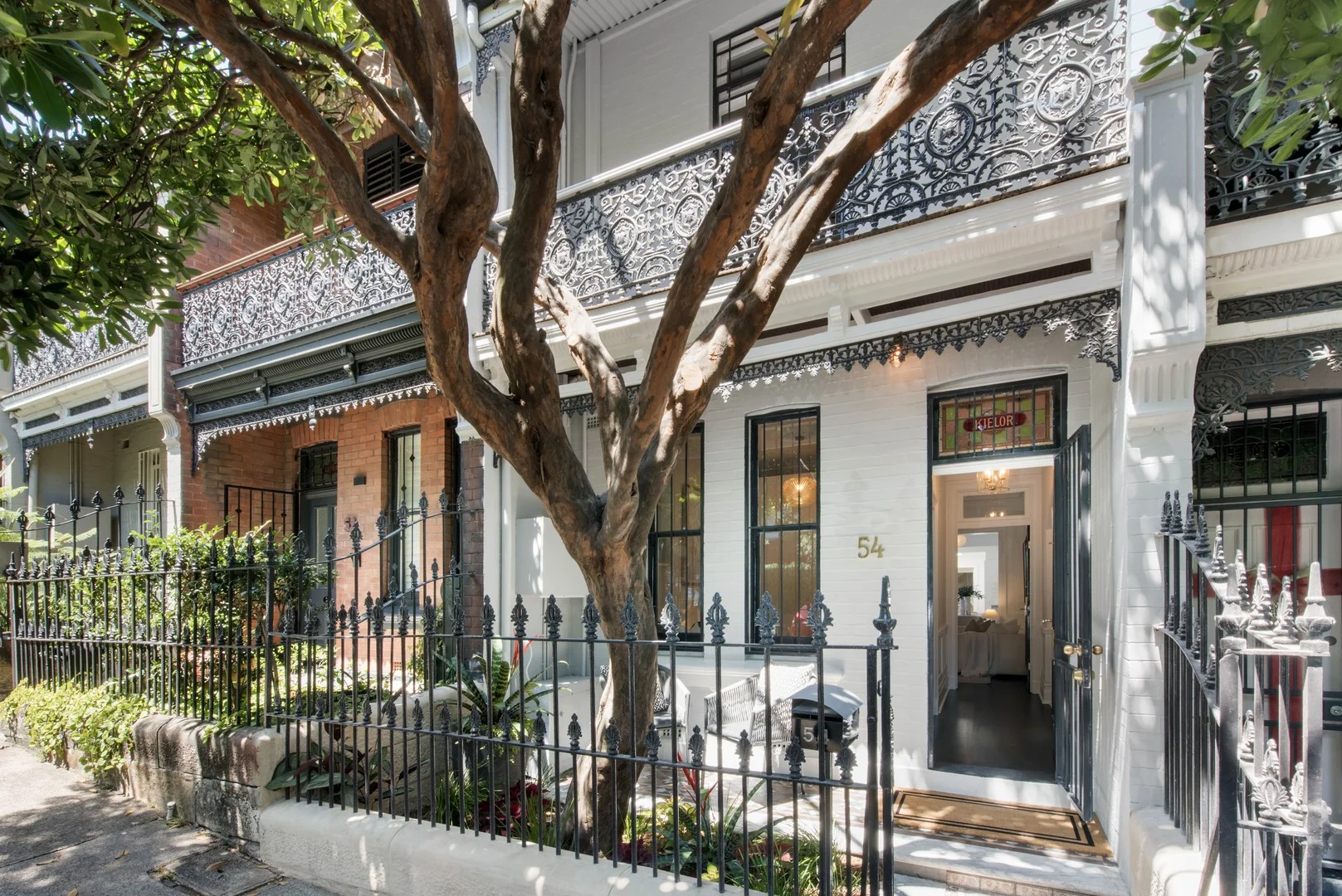 54 Glenview Street (1/10)