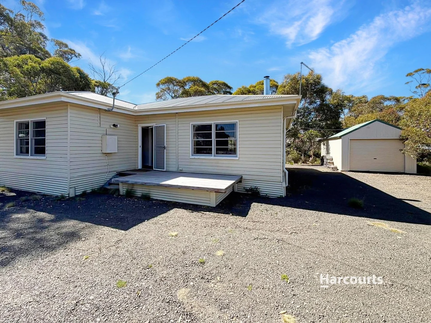 54 Jones Road (1/3)