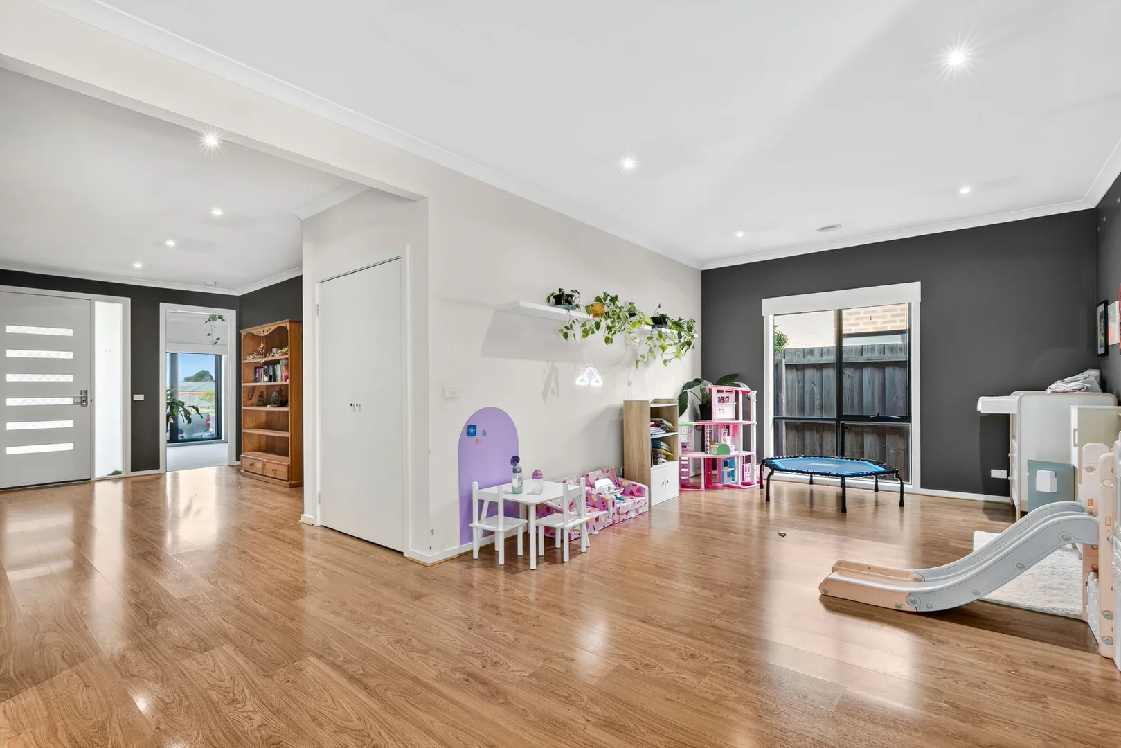 54 Trumper Crescent - Image 5