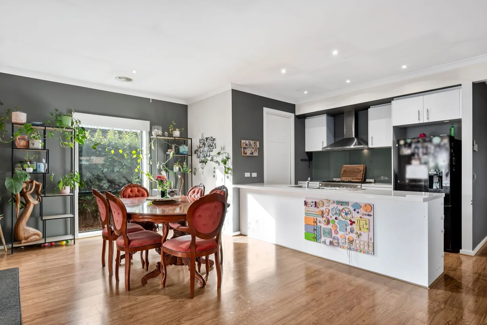 54 Trumper Crescent - Image 3